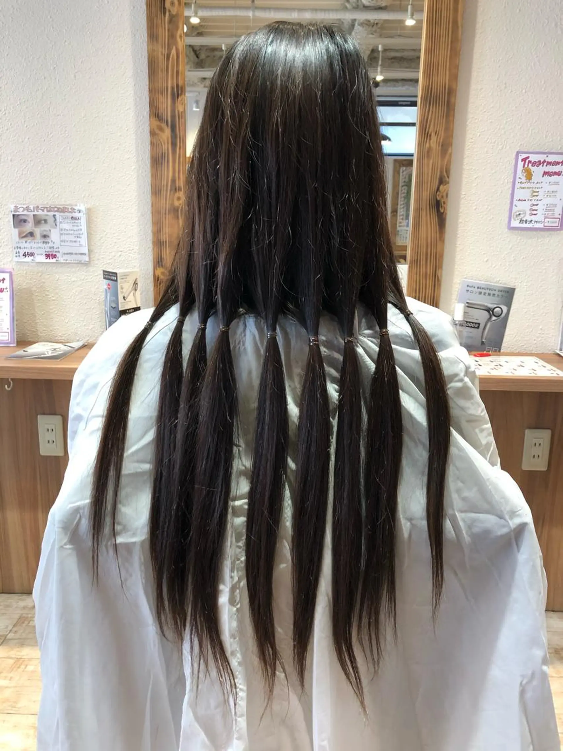 ロング 美髪応援！ツヤ髪 🦩対馬🦩のヘアスタイル