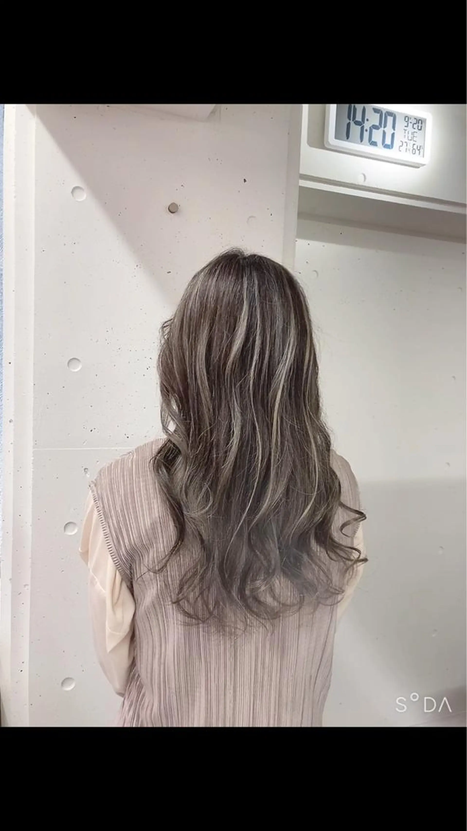 ロング カラー ハイライトカラー 3Dハイライト ハイライト カット ヘアカラー ミルミー美容室所属・🦄💒💓齎藤 七海子🦄💒💓のマツエク・マツパデザイン