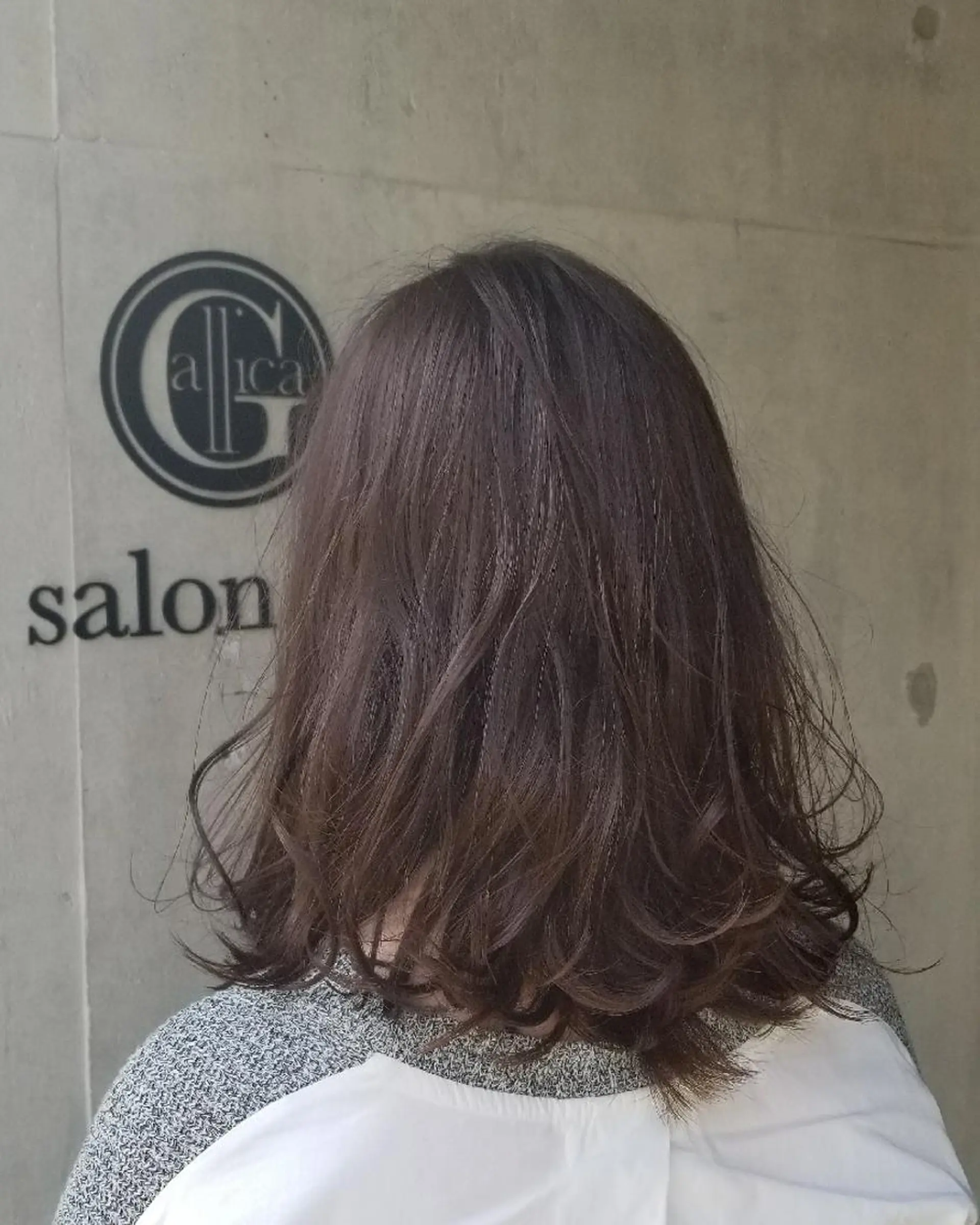 セミロング カラー 透明感カラー グレージュ 🔴赤み消し/ 艶カラー落合　優🔴のヘアスタイル