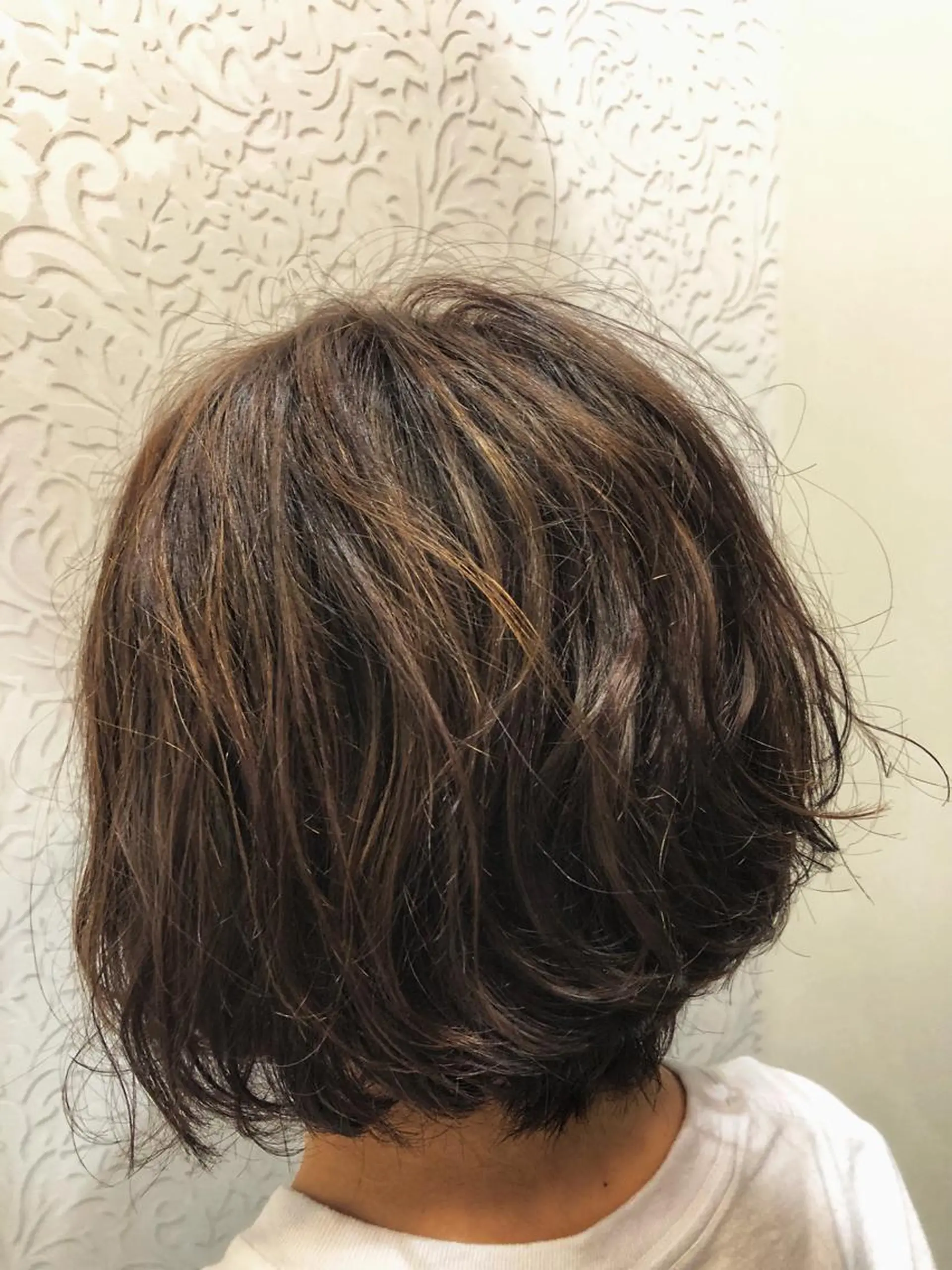 ショート カラー 八重津　晃輔 /縮毛矯正／ブリーチのヘアスタイル