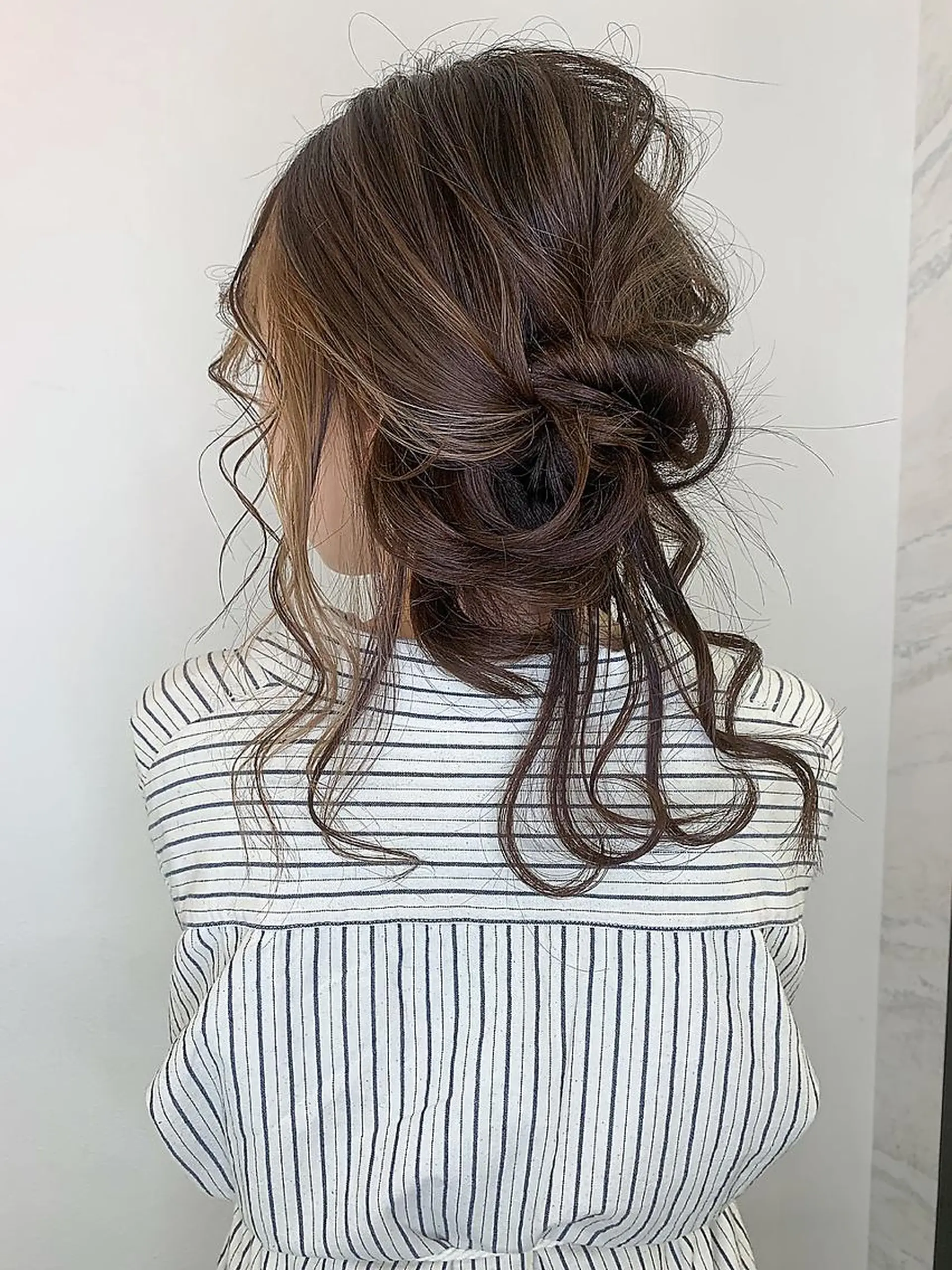 ミディアム ヘアアレンジ Luxbe hakataのヘアスタイル