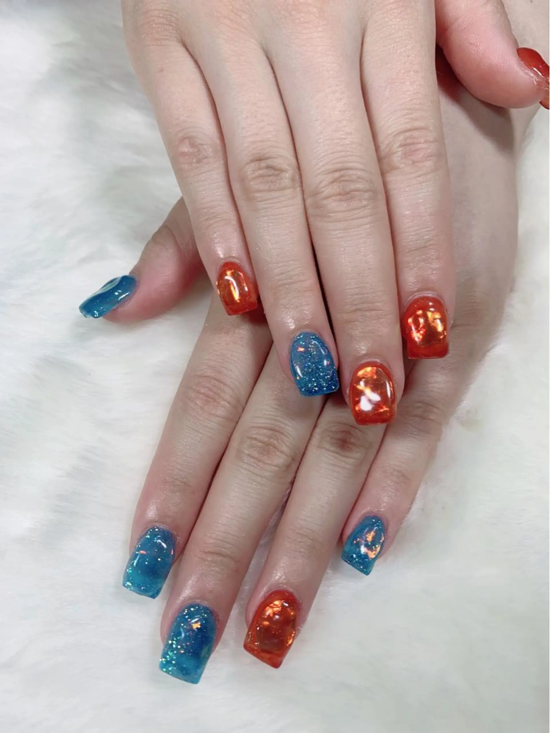 ネイル オーロラネイル 氷ネイル・うるうるネイル salon EMANのネイルデザイン