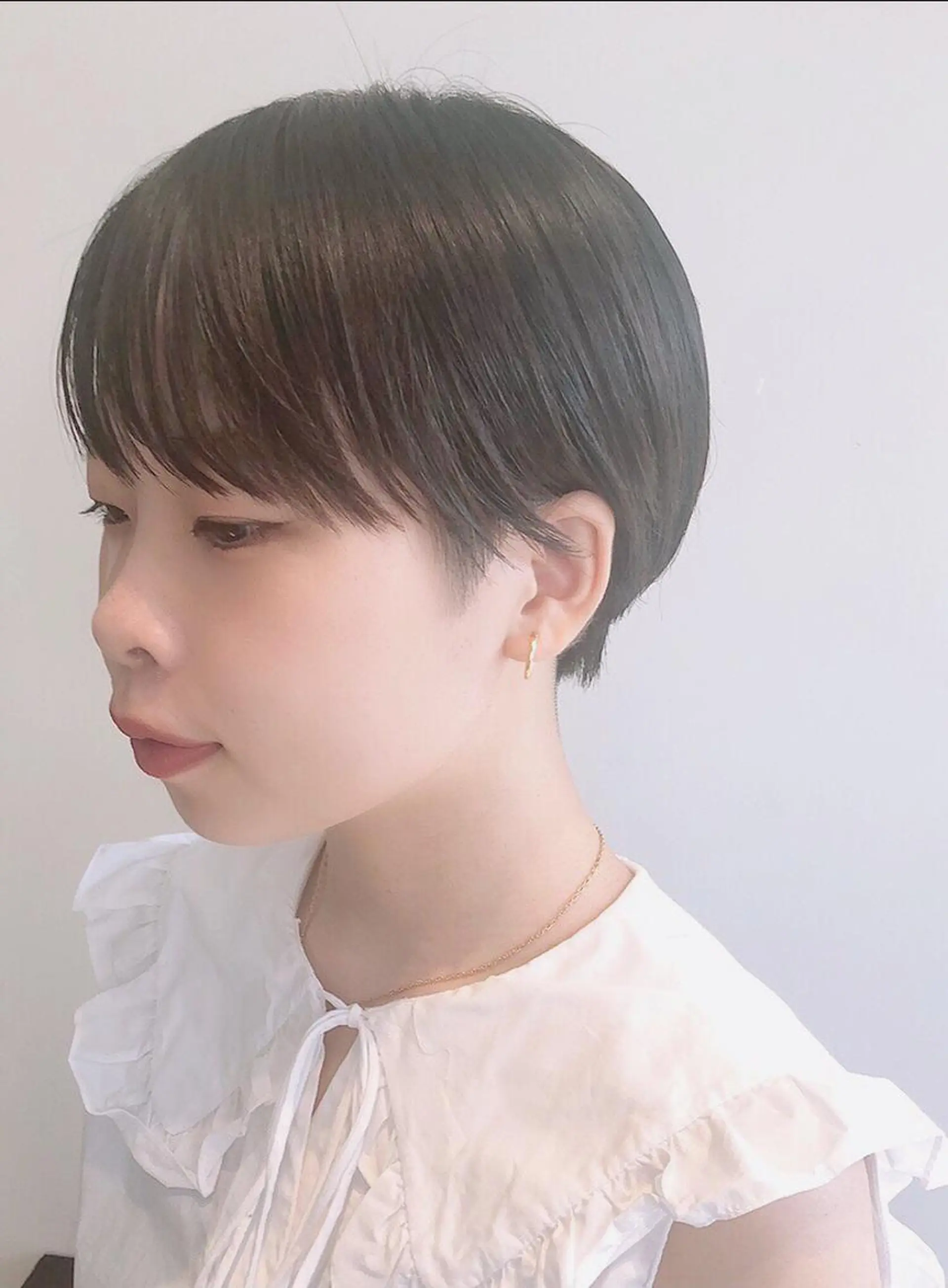 ショート カラー パーマ ヘアアレンジ 透明感カラー🌿 CARICIA三浦のヘアスタイル