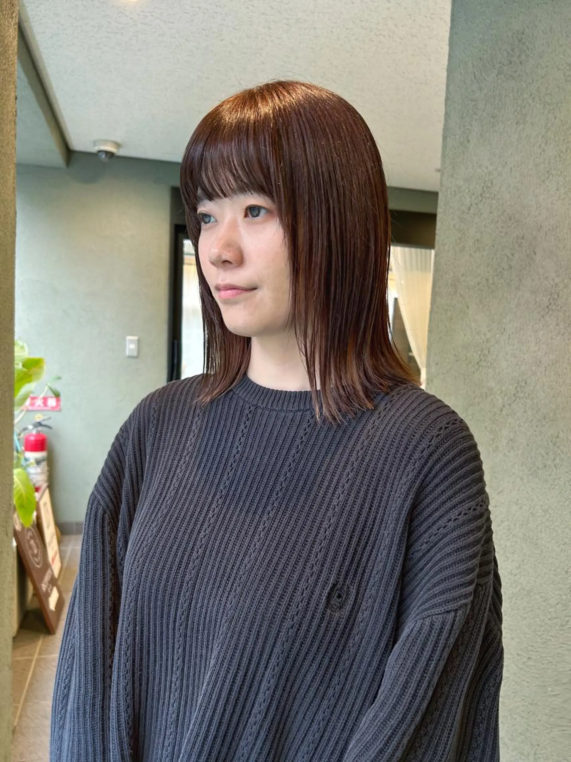 ミディアム カラー ブラウンカラー 切りっぱなしロブ カット ヘアカラー HIROKI ” stylistのヘアスタイル