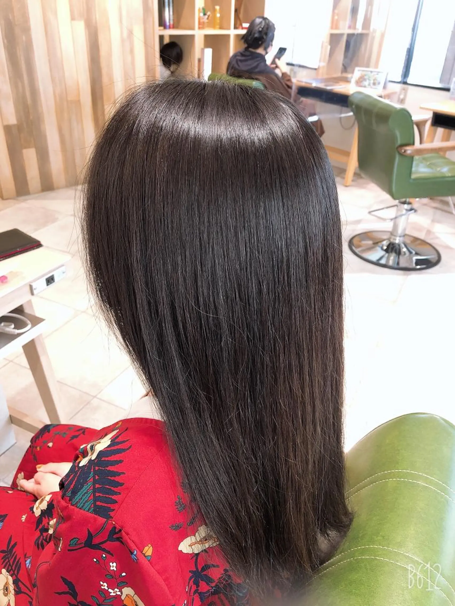 ロング カラー EARTH志木/佐藤 氷河のヘアスタイル