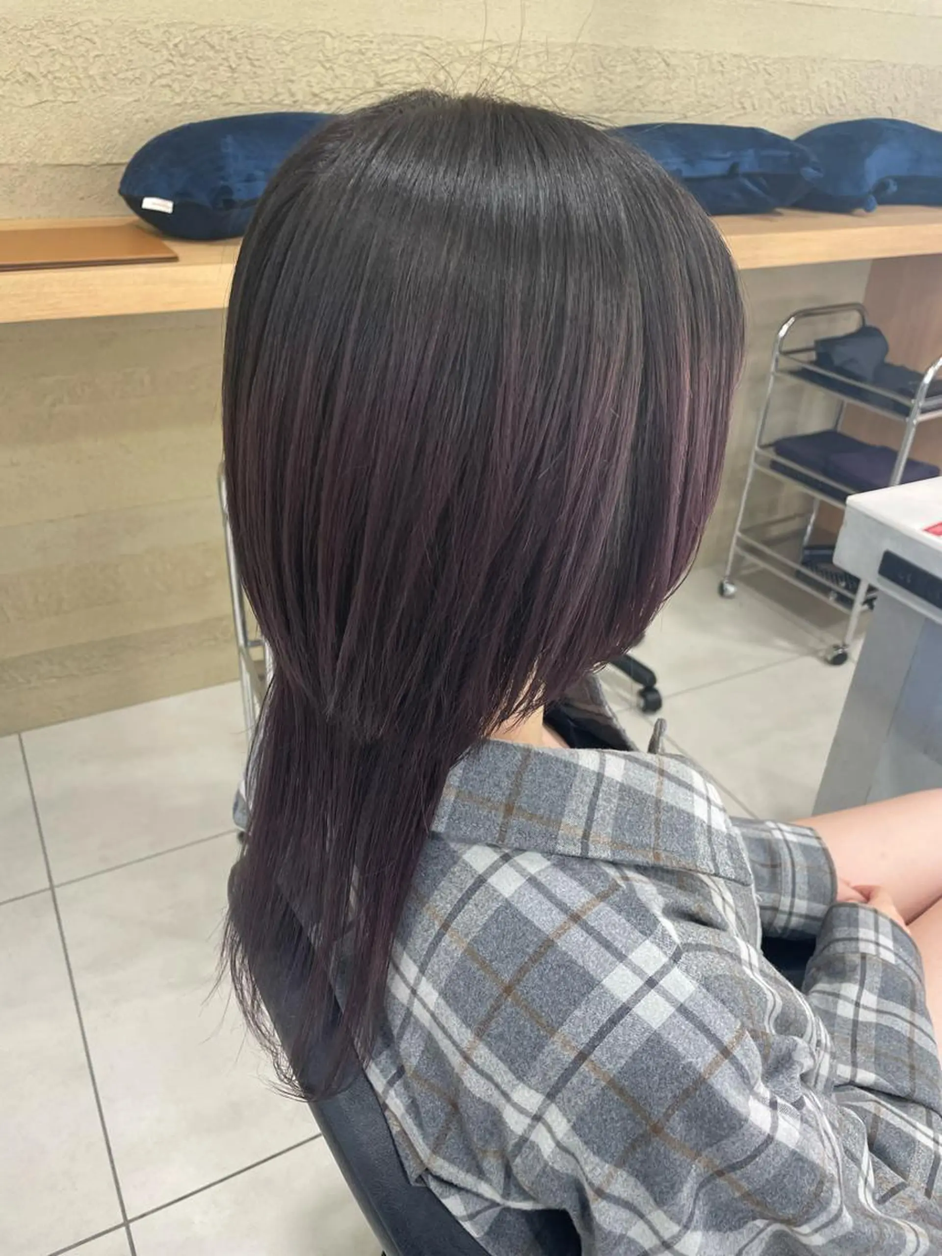 ロング カラー ブリーチ グラデーションカラー カット ヘアカラー ウラスギ アカリのヘアスタイル