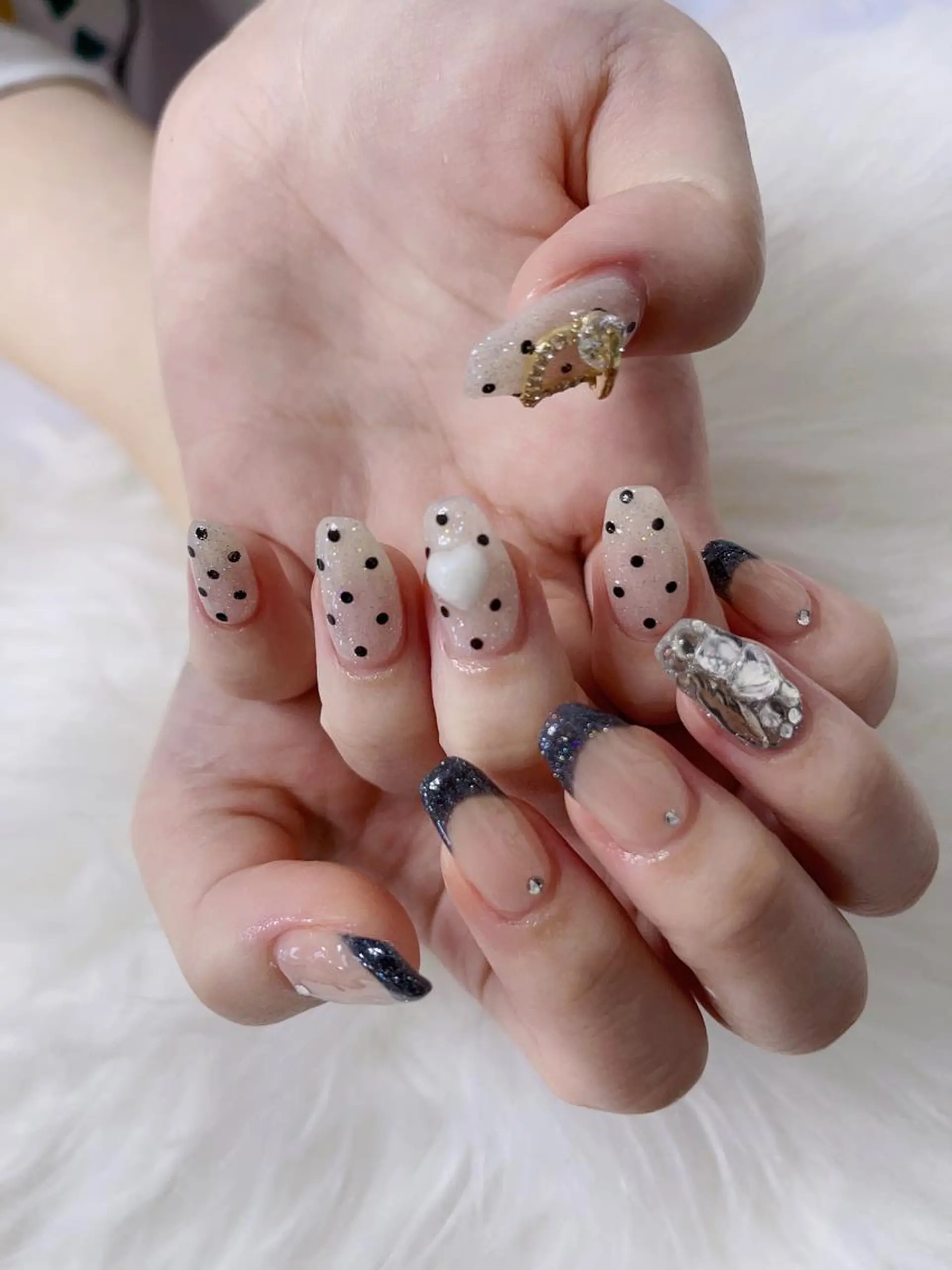 ネイル 菲菲ネイルサロン所属・FF フィフィネイルサロンのネイルデザイン