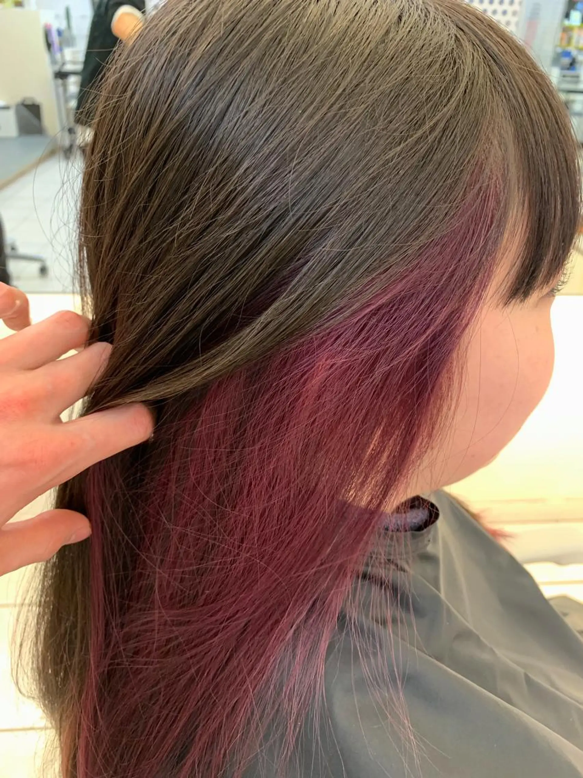 カラー インナーカラー 艶髪クリエイター 秋田 聖也🪽のヘアスタイル