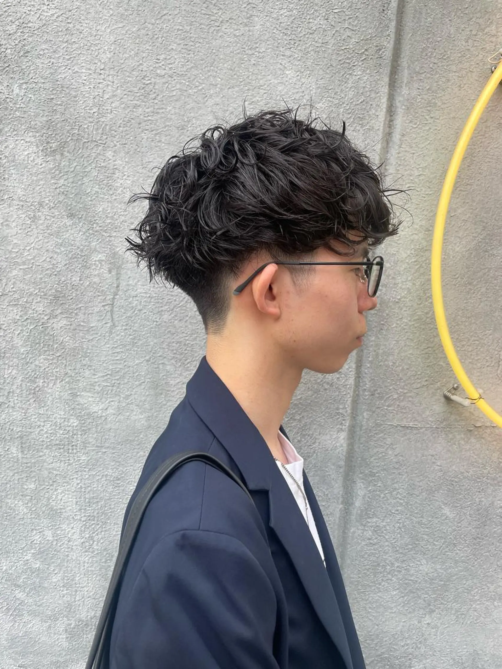 ショート パーマ メンズ カット GOTODAYシェアサロン梅田店所属・まな カラー、メンズパーマのヘアスタイル