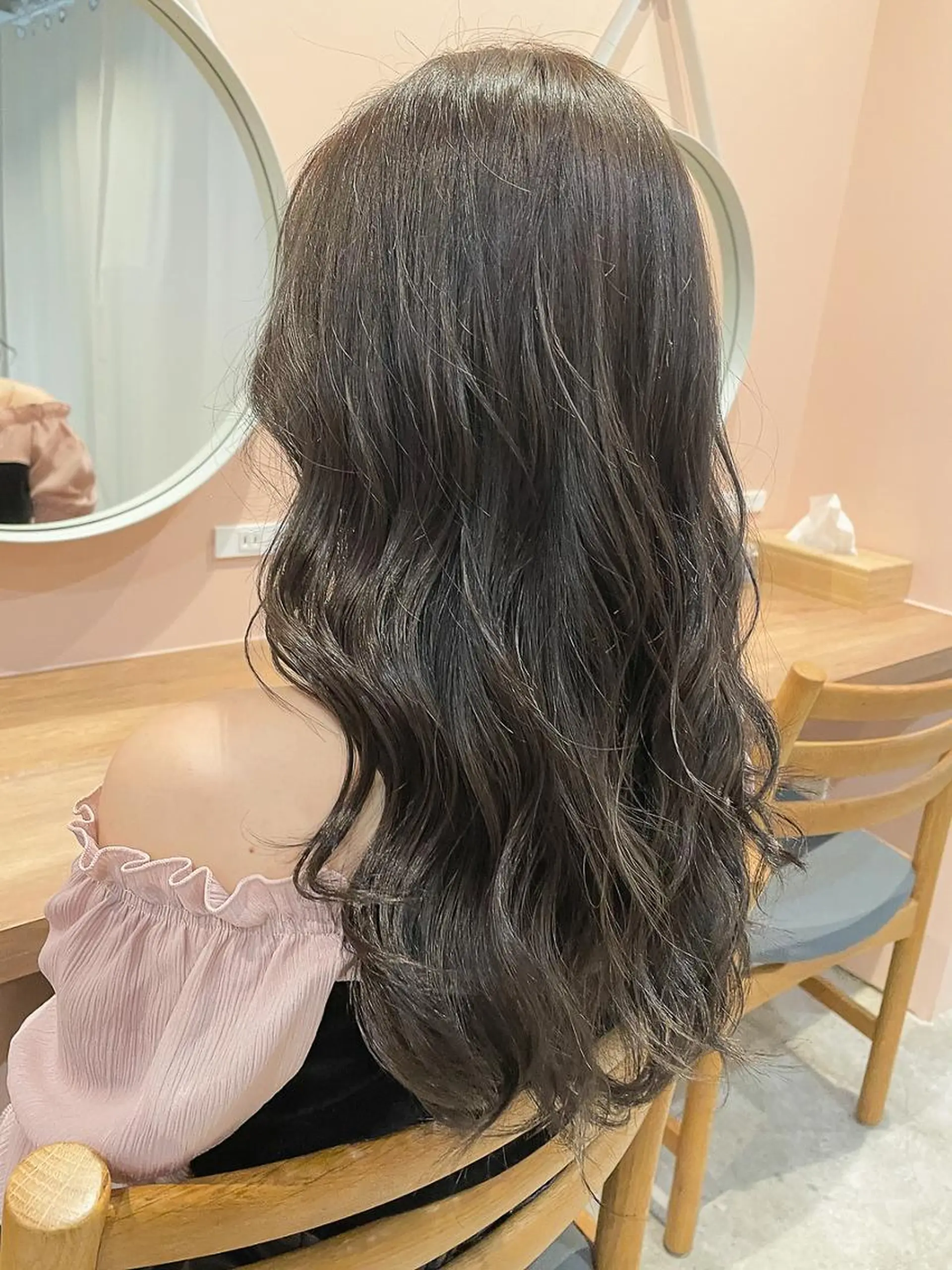 ミディアム カラー ミディアムパーマ バレイヤージュ ダブルカラー グラデーションカラー ハイライトカラー CEINE+ officialのヘアスタイル