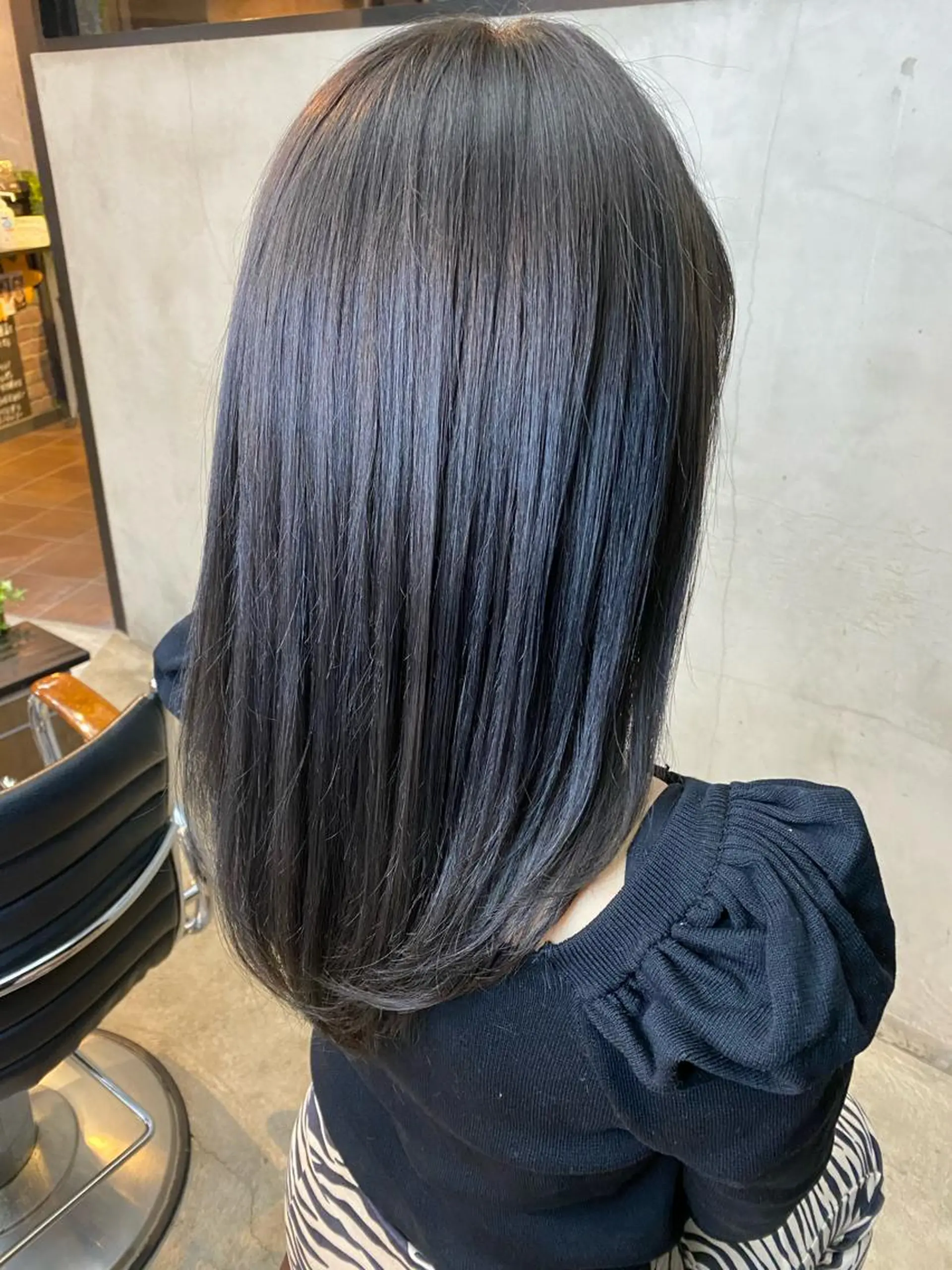 セミロング カラー ブルーカラー フォーリア(Foglia)所属・foglia 坪来　祥汰のヘアスタイル