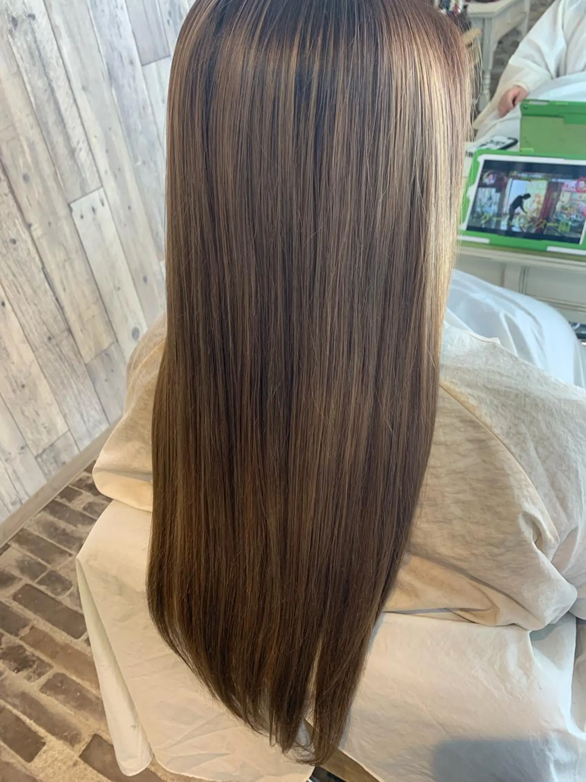 ロング カラー ✨透明感カラー 聖奈✨のヘアスタイル