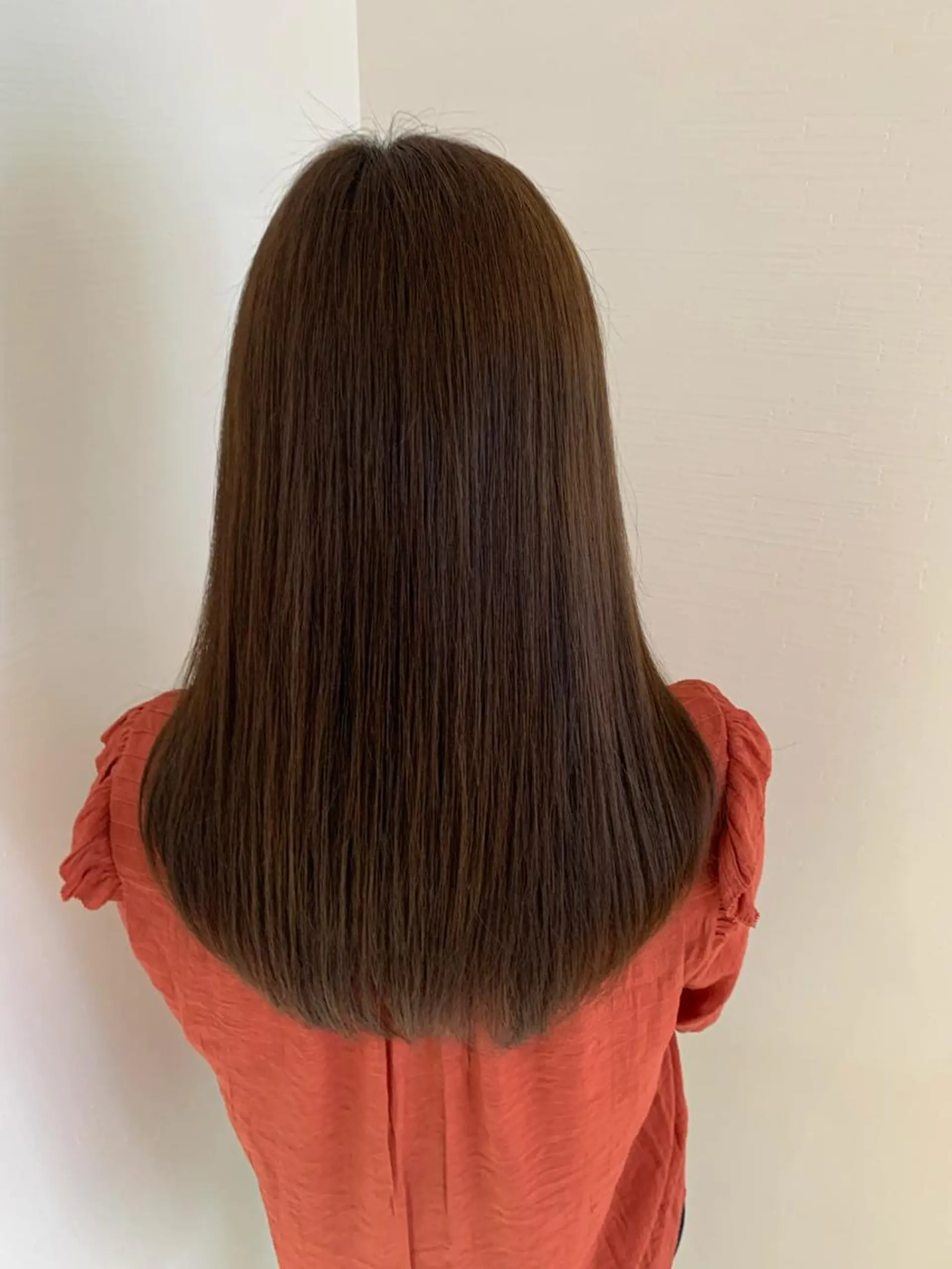 セミロング カラー 縮毛矯正 トリートメント ✨髪のソムリエ✨ 岩川和生（店長）🦄のヘアスタイル