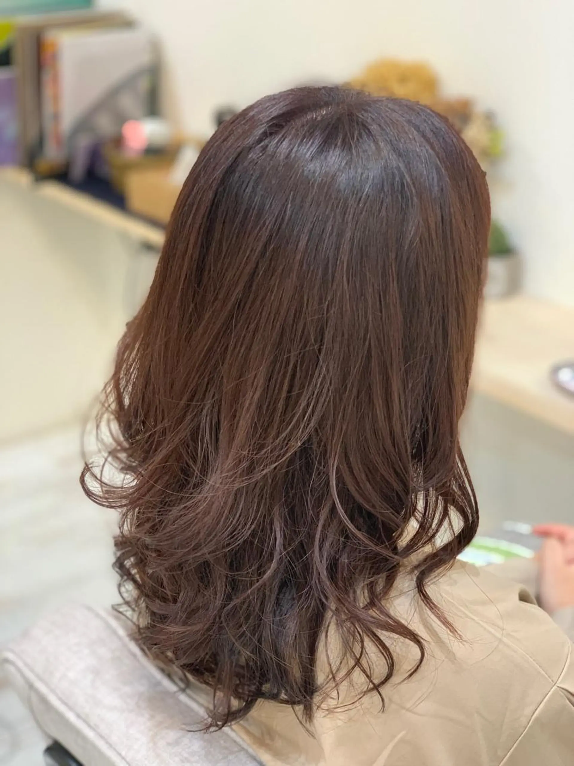 セミロング カラー アディクシーカラー ブラウンカラー イルミナカラー ピンクカラー ピンクブラウン 山本 悟志のヘアスタイル