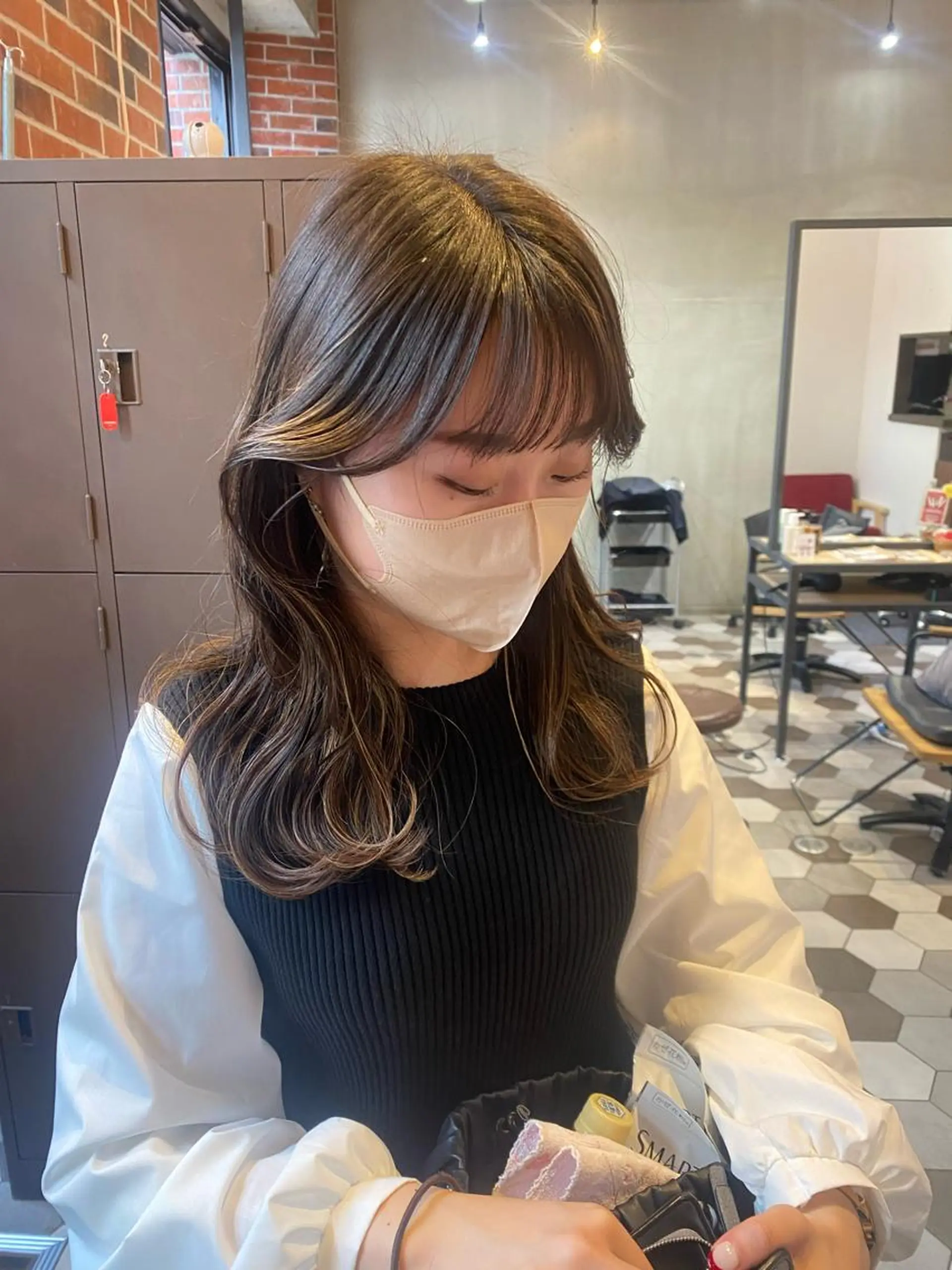 セミロング カット ヘアカラー トリートメント 髪質改善韓国レイヤー SHIORI🦋のヘアスタイル