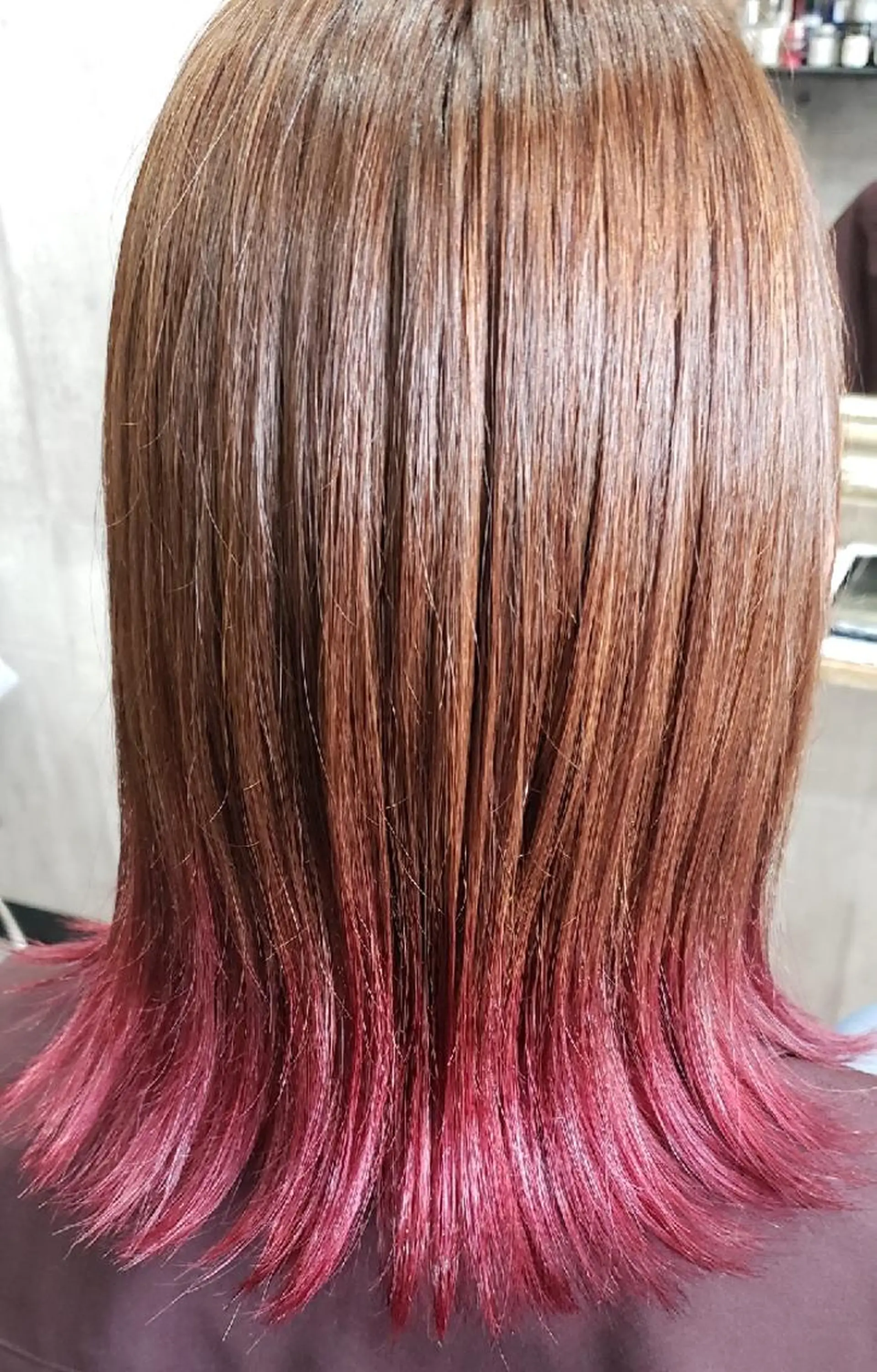 ミディアム カラー カシス ヘアカラー トリートメント 黒田 かな子のヘアスタイル