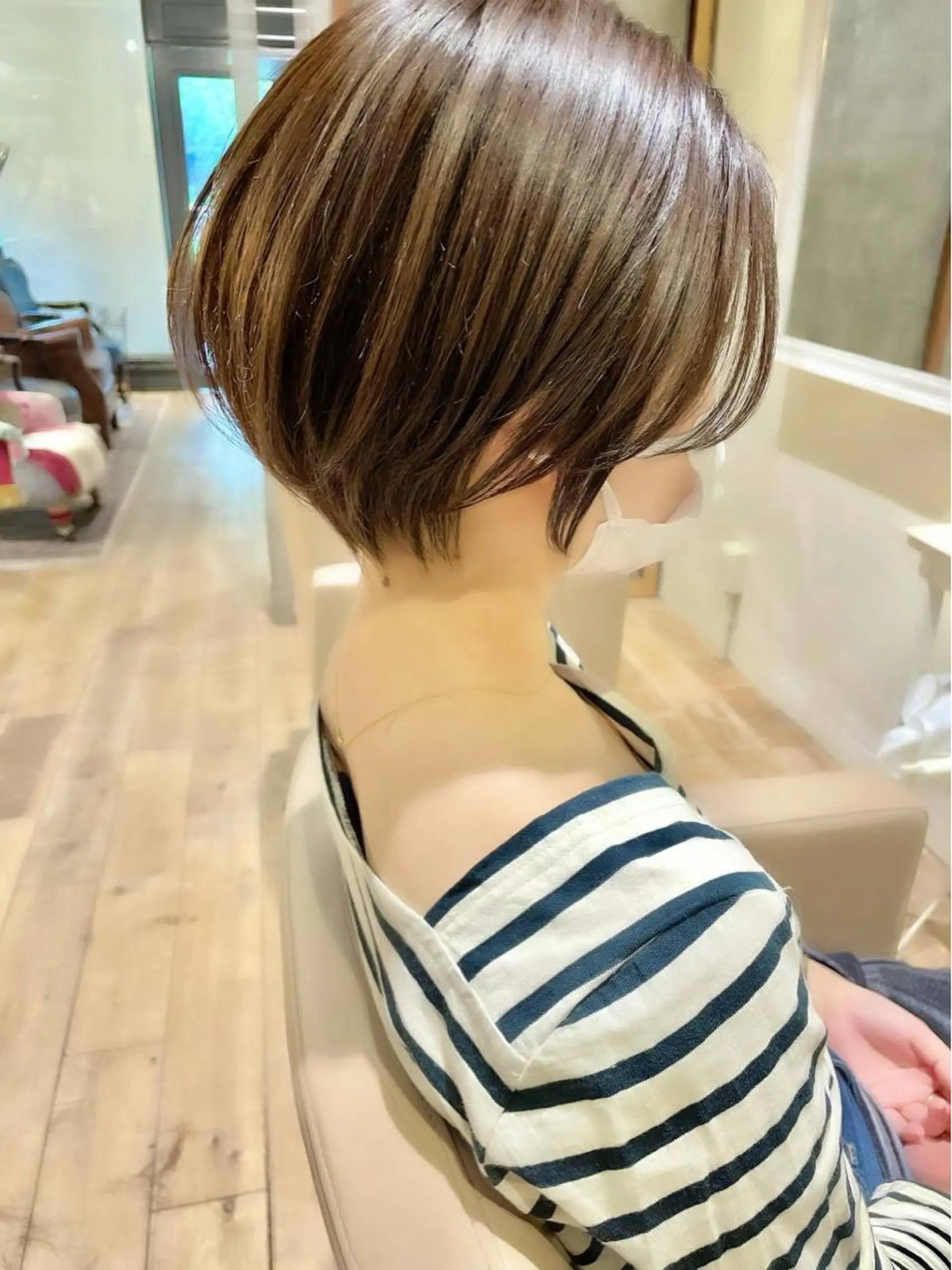 ショート ショート ボブ 梅田 木戸健人のヘアスタイル