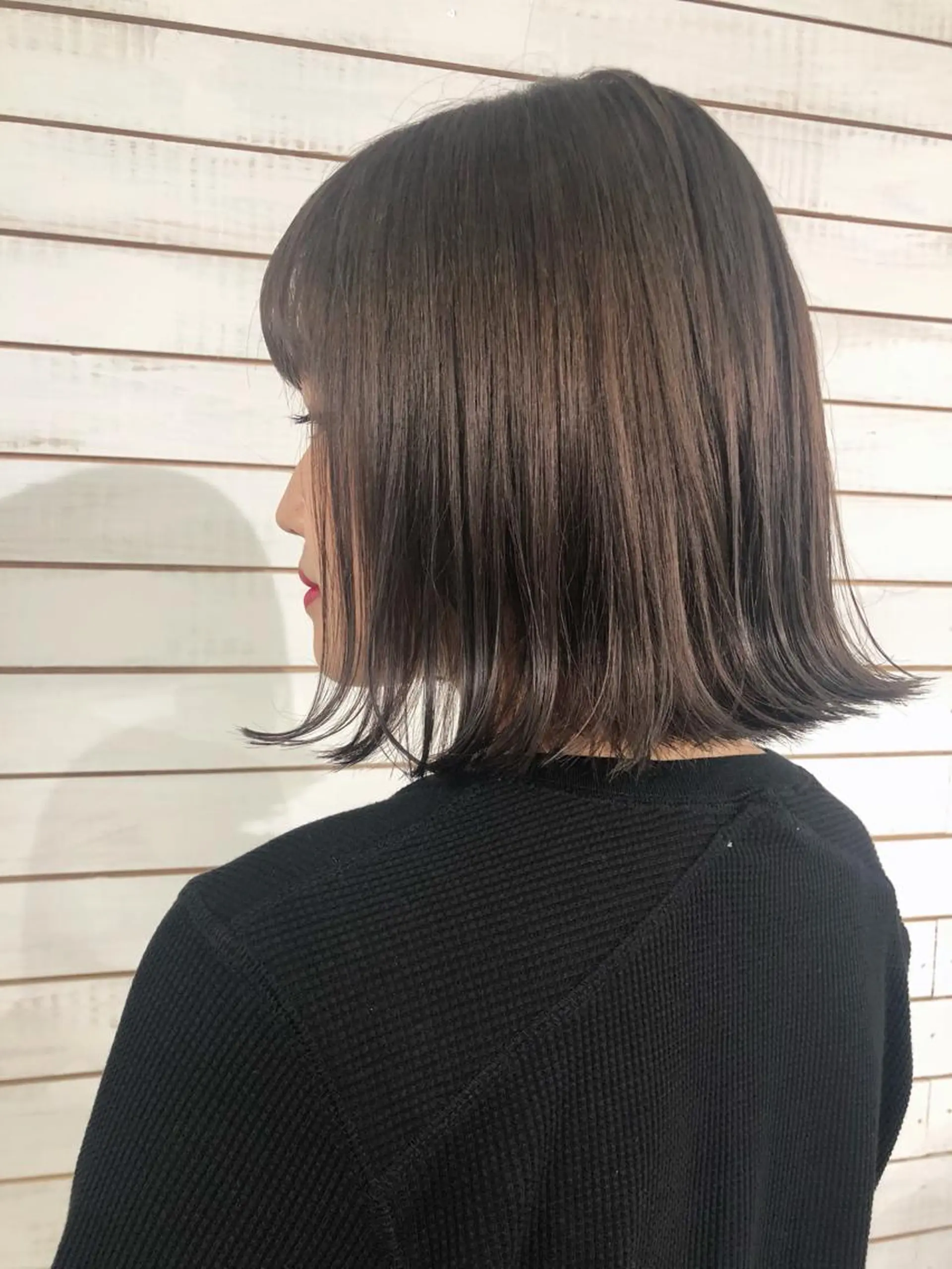 ショート カラー 切りっぱなしボブ グレージュ ボブ 外ハネヘア ヘアカラー 🦋美髪／エクステ 🦋アベイクミのヘアスタイル