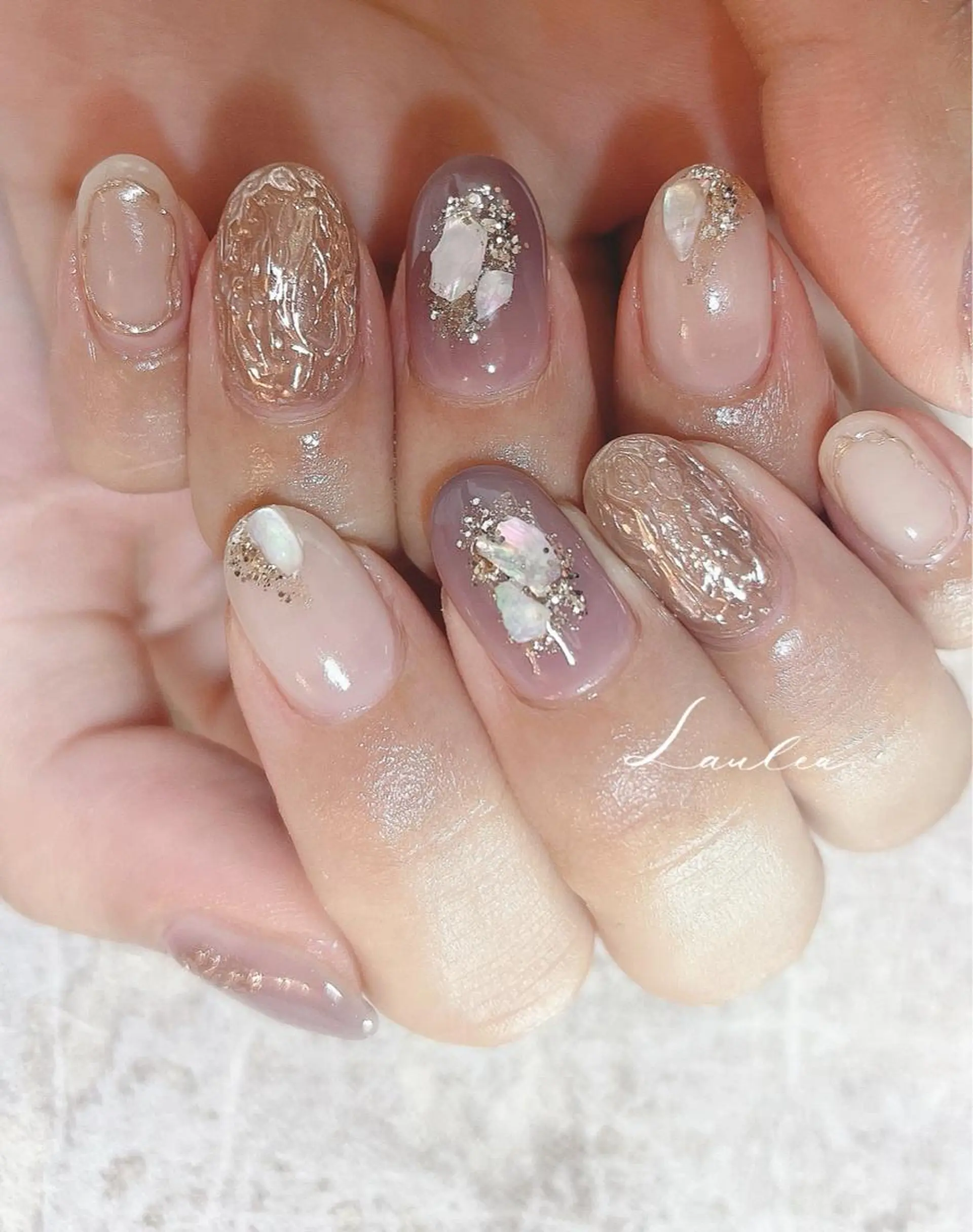 ネイル ミラーネイル ニュアンスネイル 夏ネイル ハンドネイル nail salon Lauleaのネイルデザイン