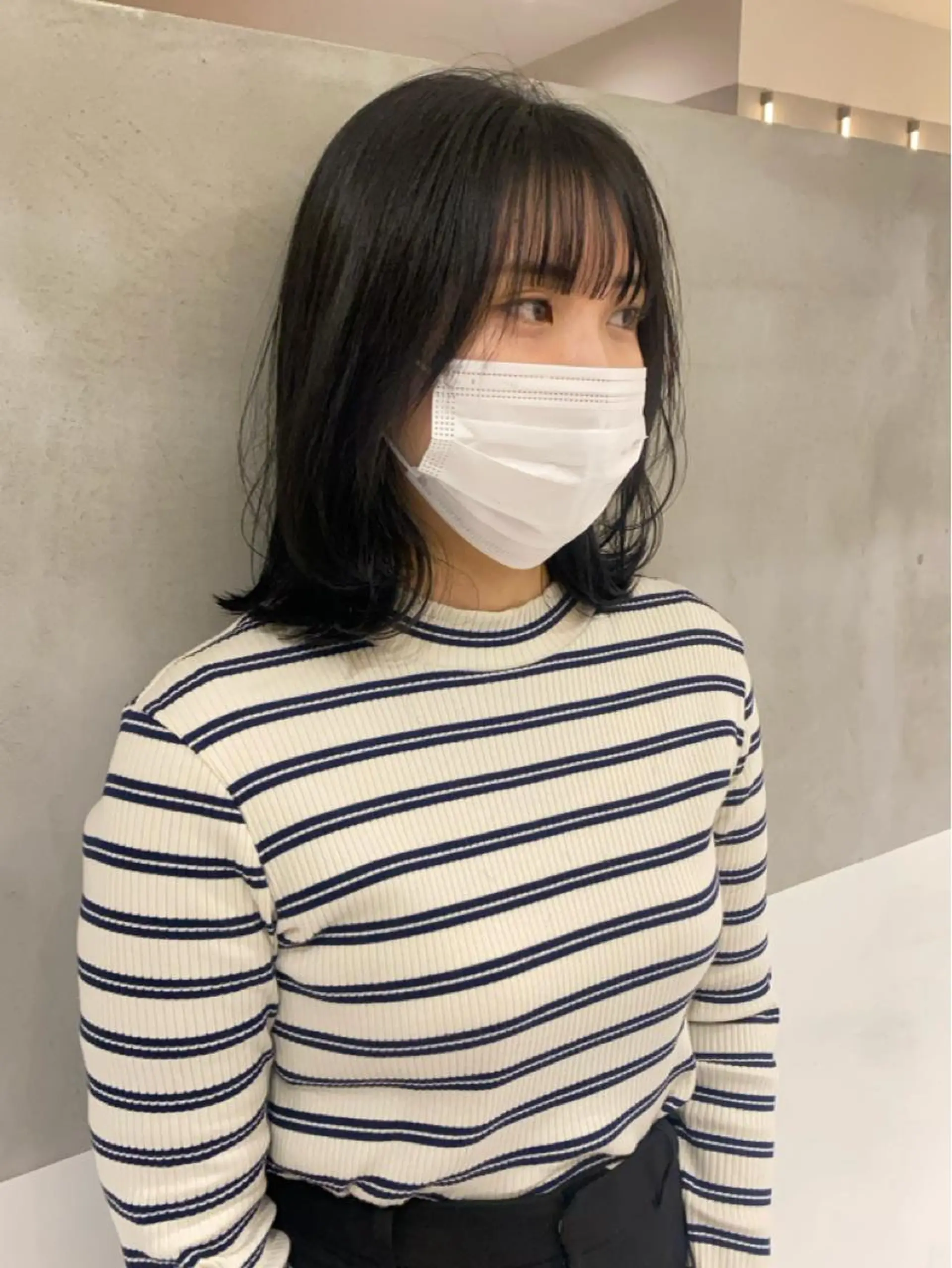 ミディアム カット ヘアカラー トリートメント ヘアセット 韓国レイヤーカット 🇰🇷mireiのヘアスタイル