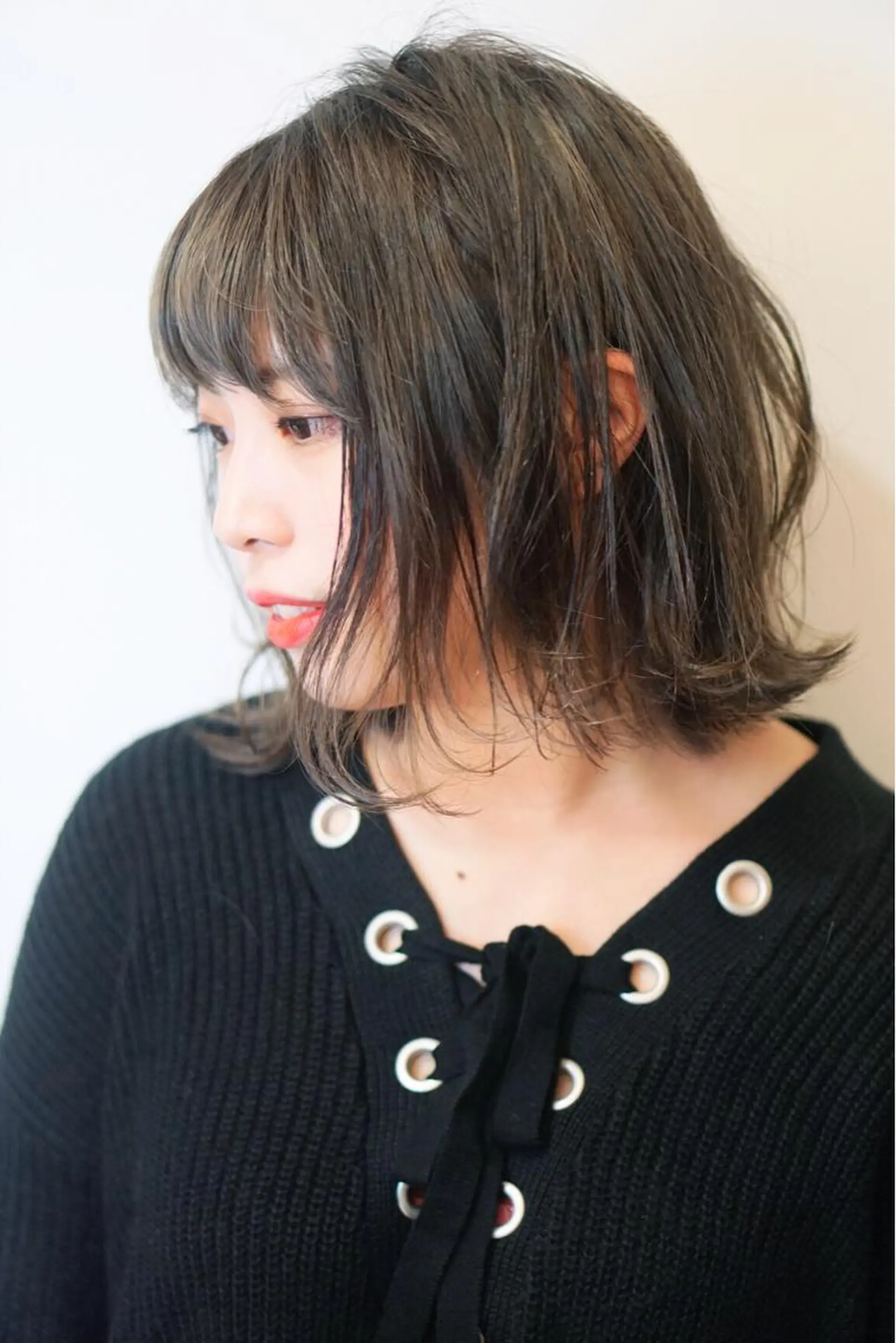 ミディアム カラー 伸ばしかけ 外ハネヘア ディレクター ノナカのヘアスタイル