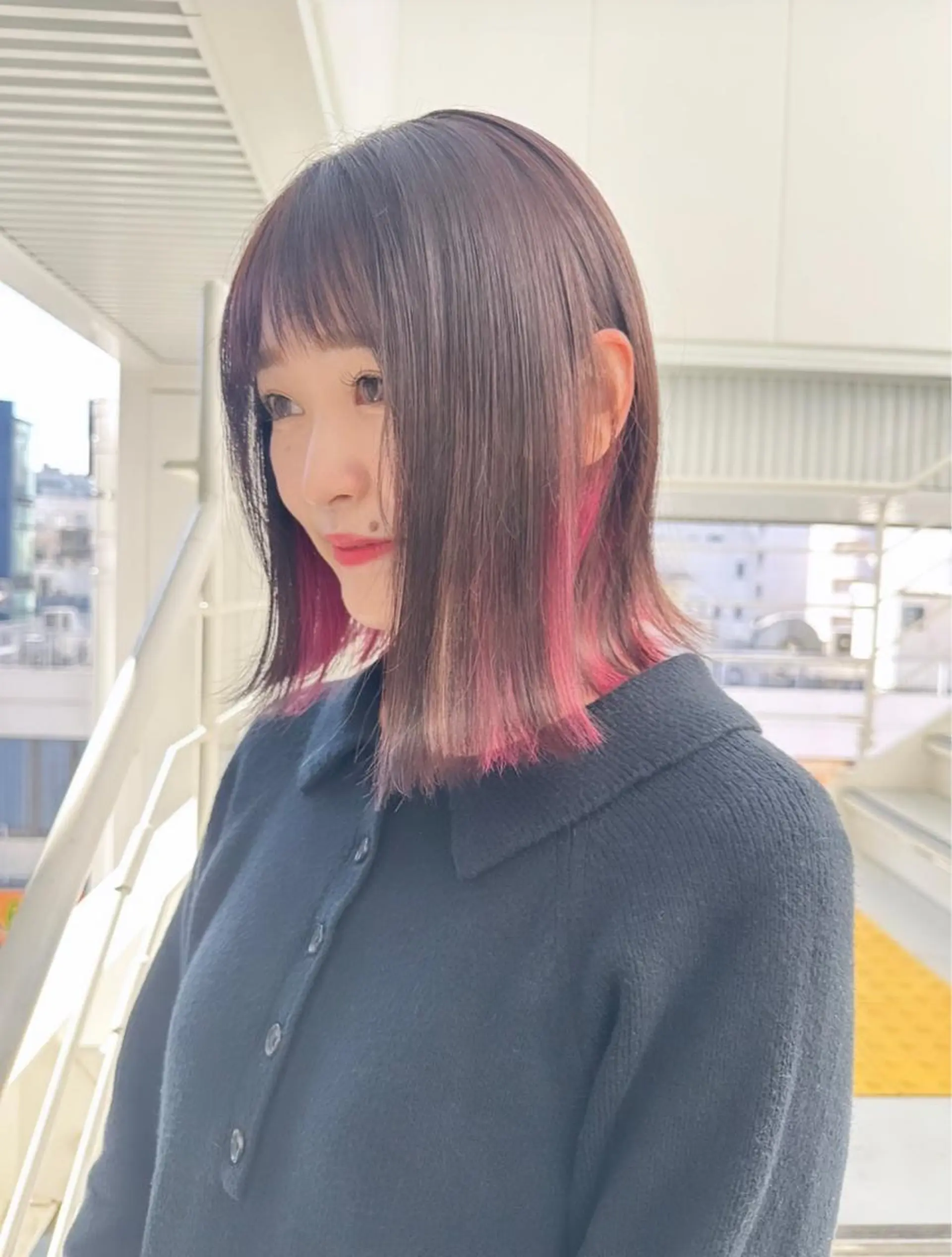 ミディアム ミディアムパーマ ボブ デート ハイライト 髪質改善 カット ヘアカラー トリートメント 【20代ダメージ毛に 髪質改善】のヘアスタイル