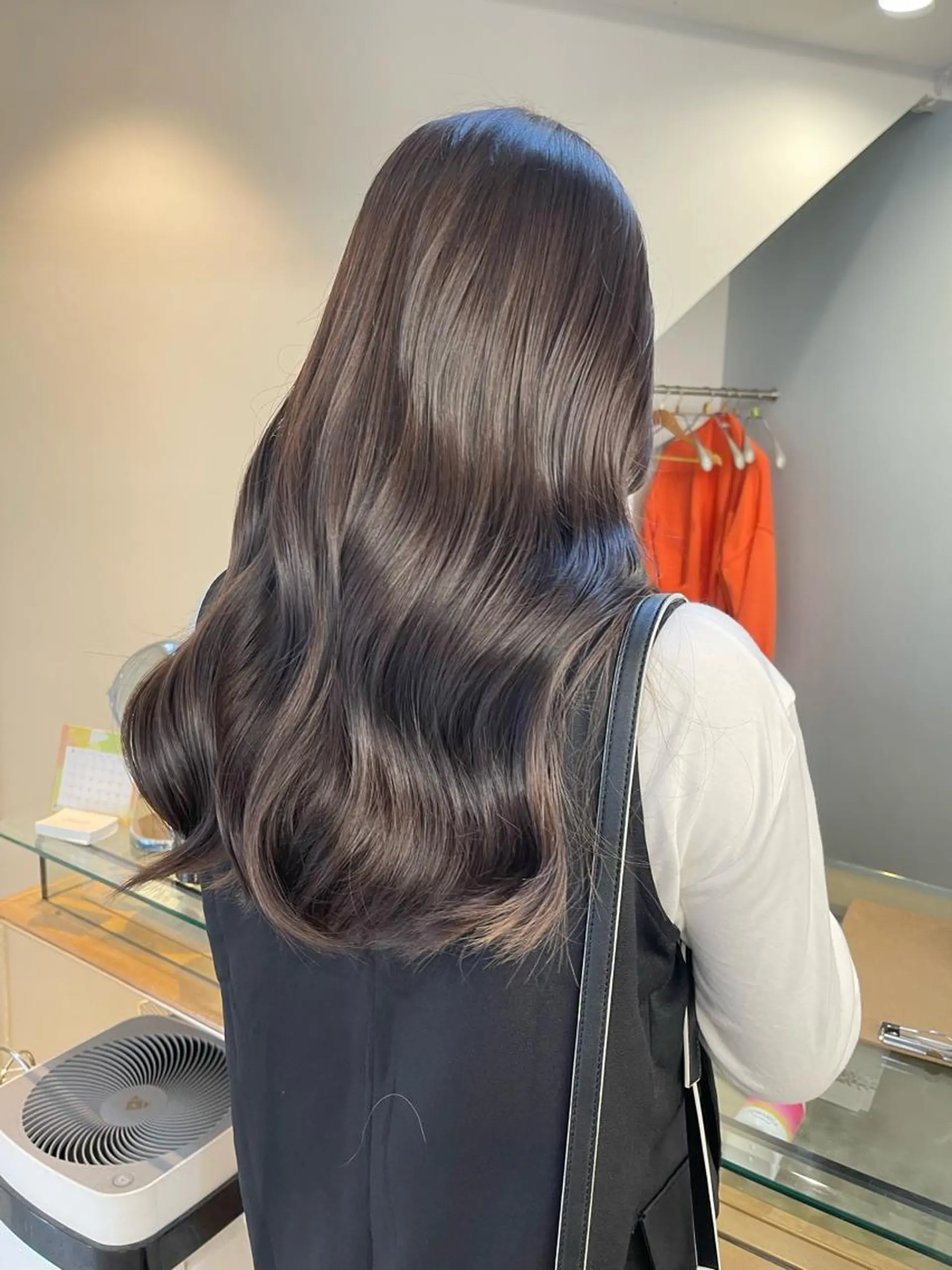 ロング カラー ブリーチ ダブルカラー ブリーチなしカラー パープルカラー ヘアカラー トリートメント 渋谷ケアブリーチ Suuのヘアスタイル