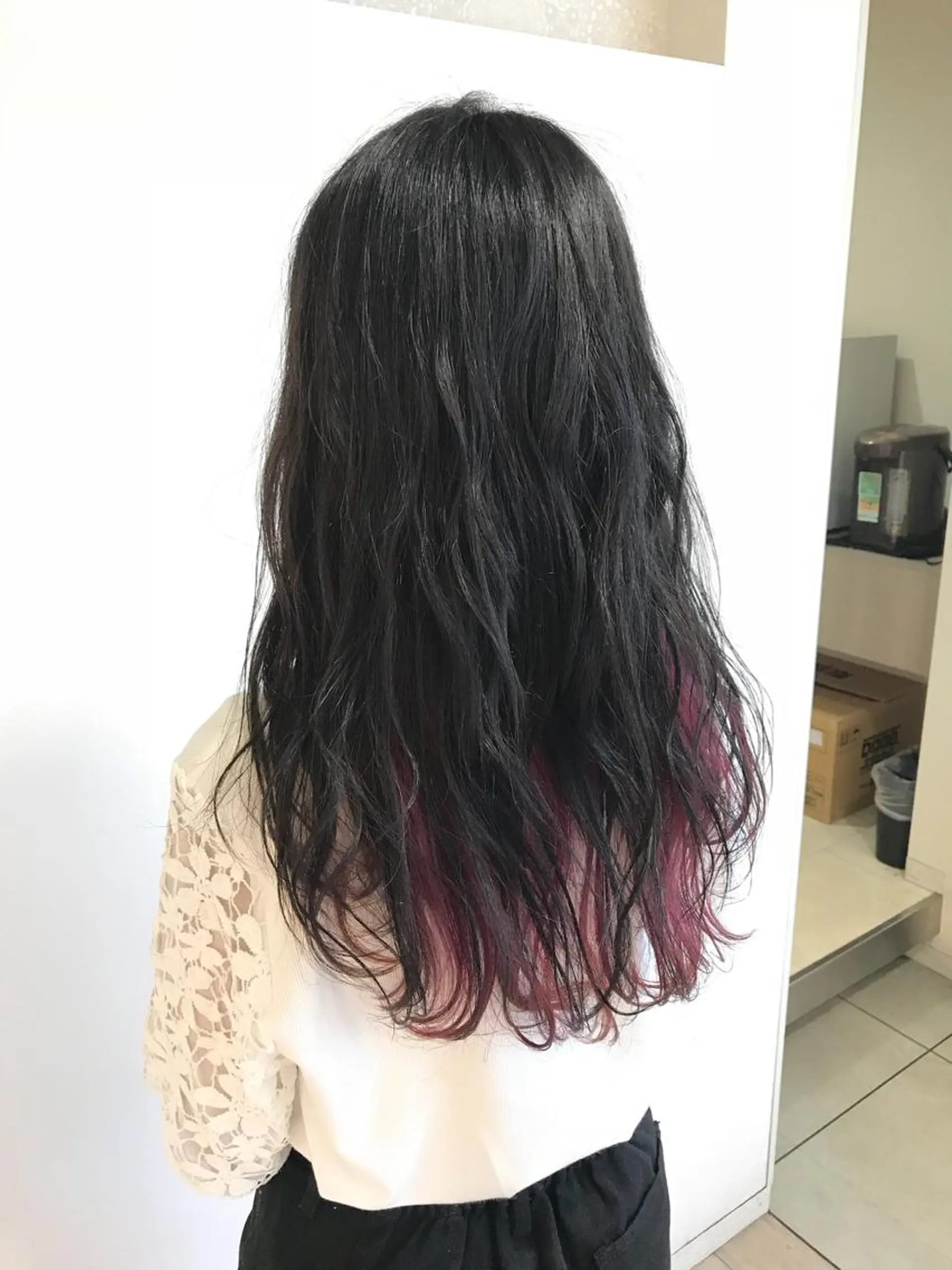 ロング カラー インナーカラー ヘアカラー chiyo yasuのヘアスタイル