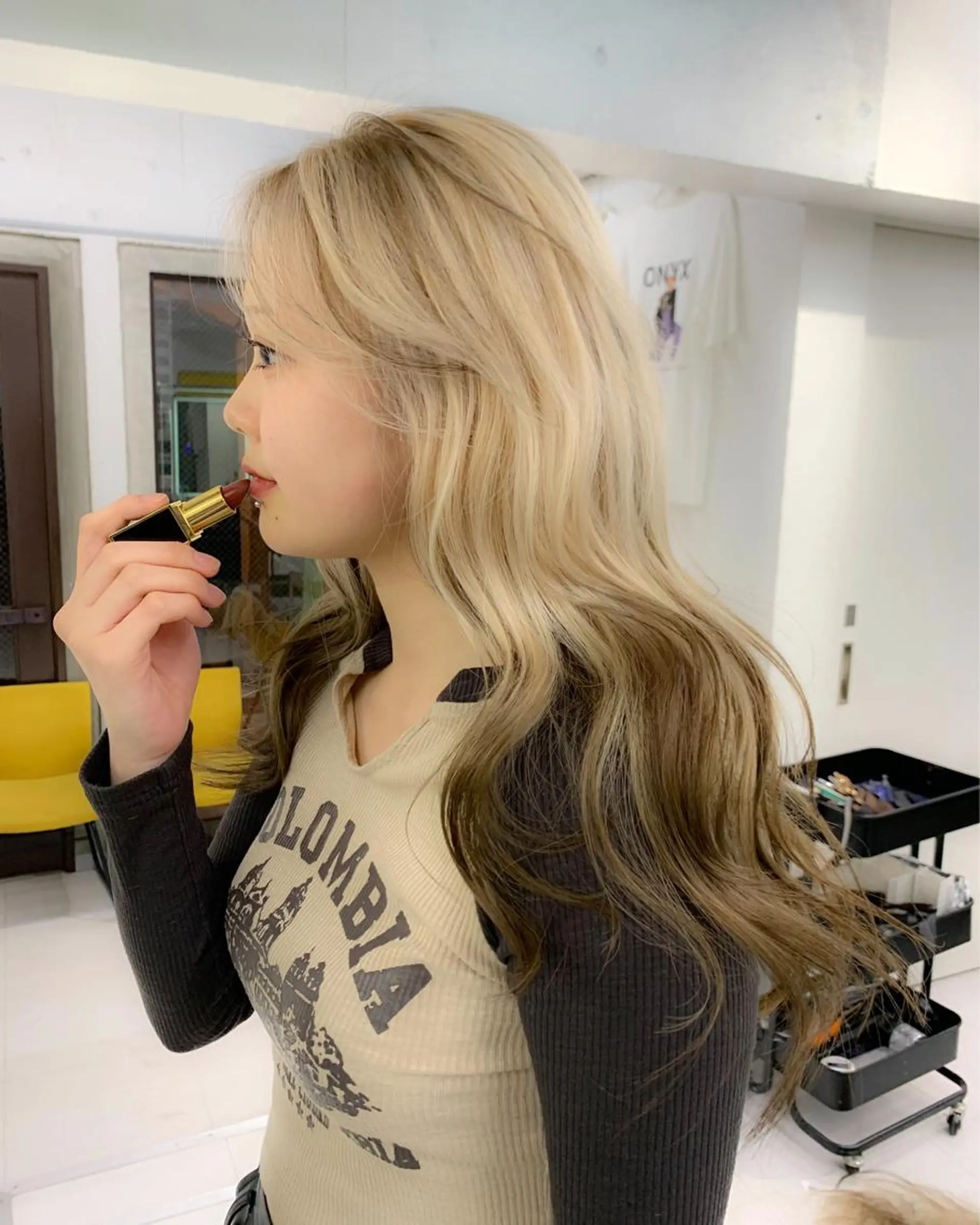 ロング カラー ヘアアレンジ デザインカラー 卒業式ヘアセット🎀 ヘアアレンジのヘアスタイル