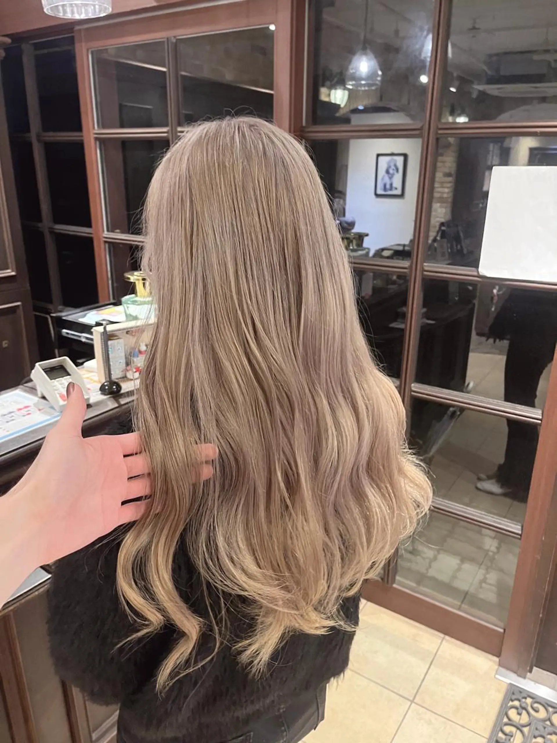 ロング ヘアカラー 🧡ミルクティー/ レイヤー🧡ショウナのヘアスタイル