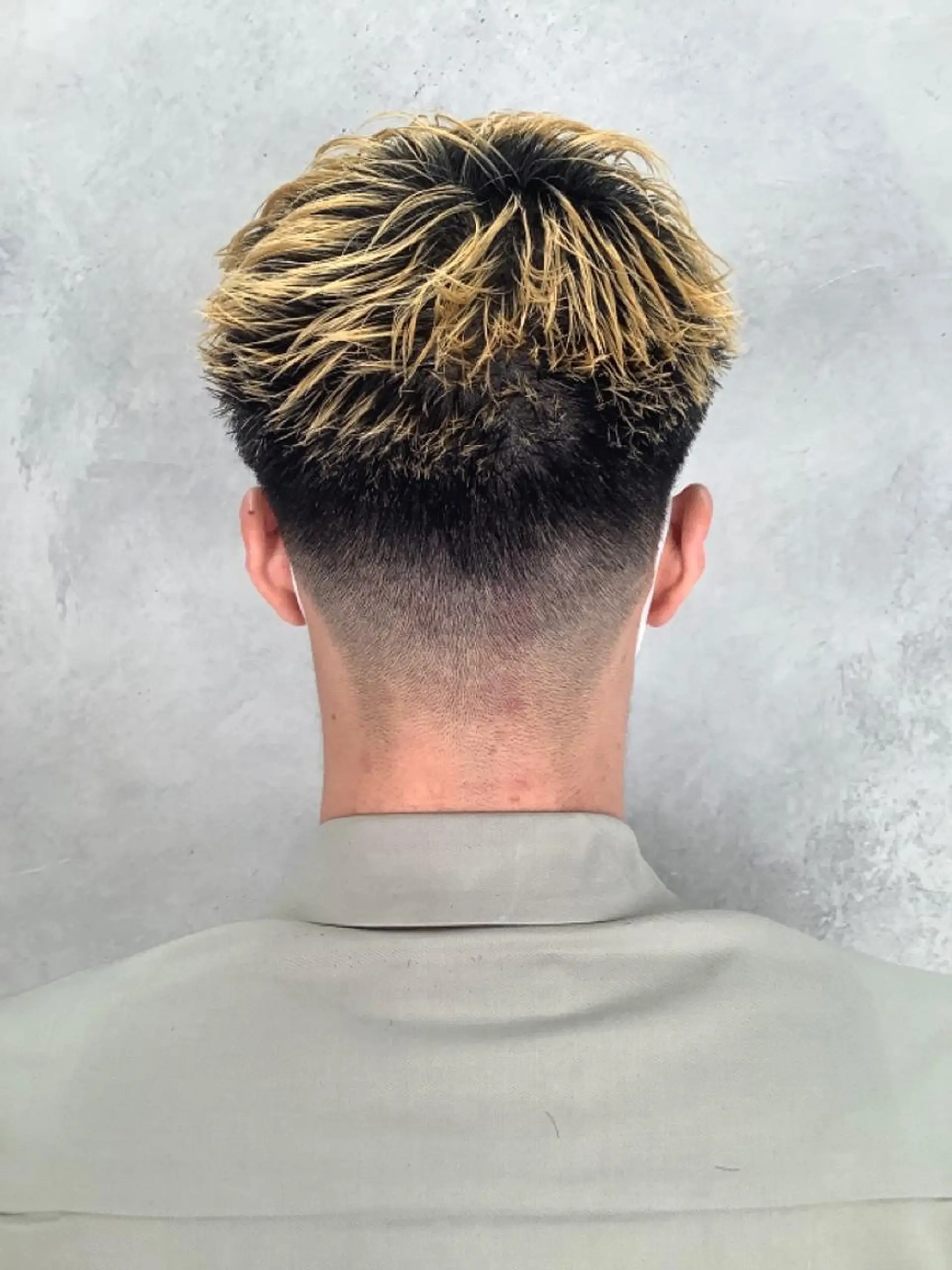 ショート メンズ カット Curly perm 🌻大西将司のヘアスタイル