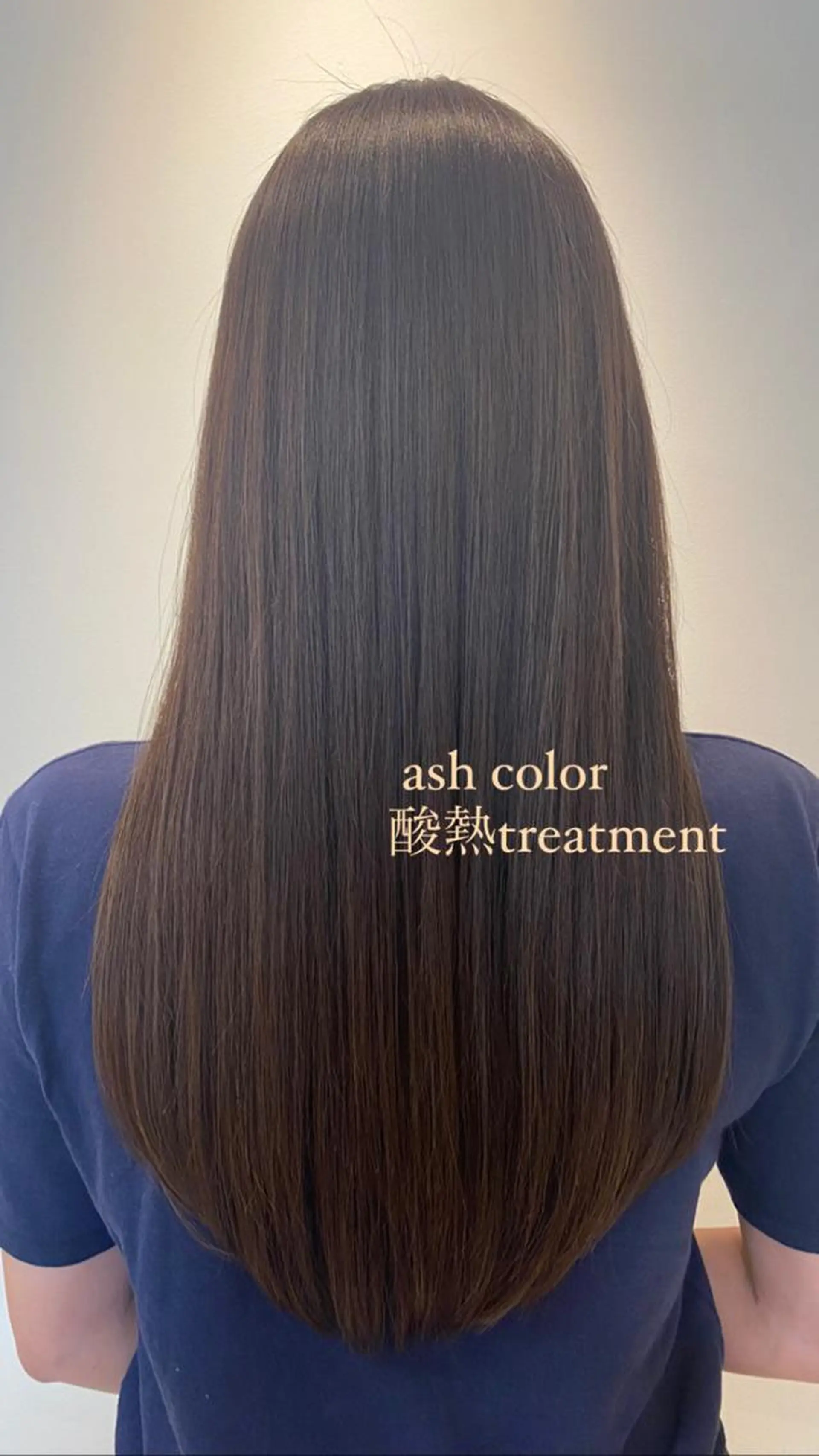 ロング SOLO所属・奈良 彩華のヘアスタイル