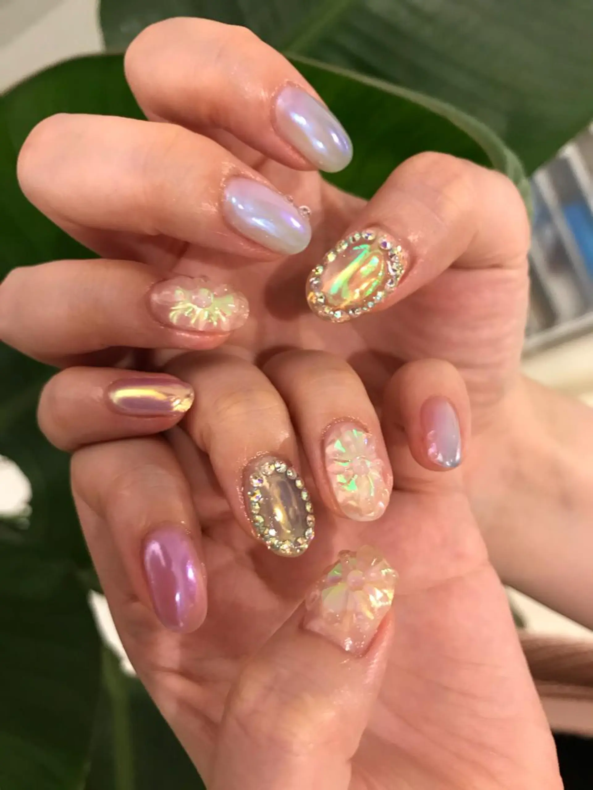 ネイル 氷ネイル・うるうるネイル ハンドネイル ハンドケア nail salon　Natural Cure所属・平井 彩香のネイルデザイン