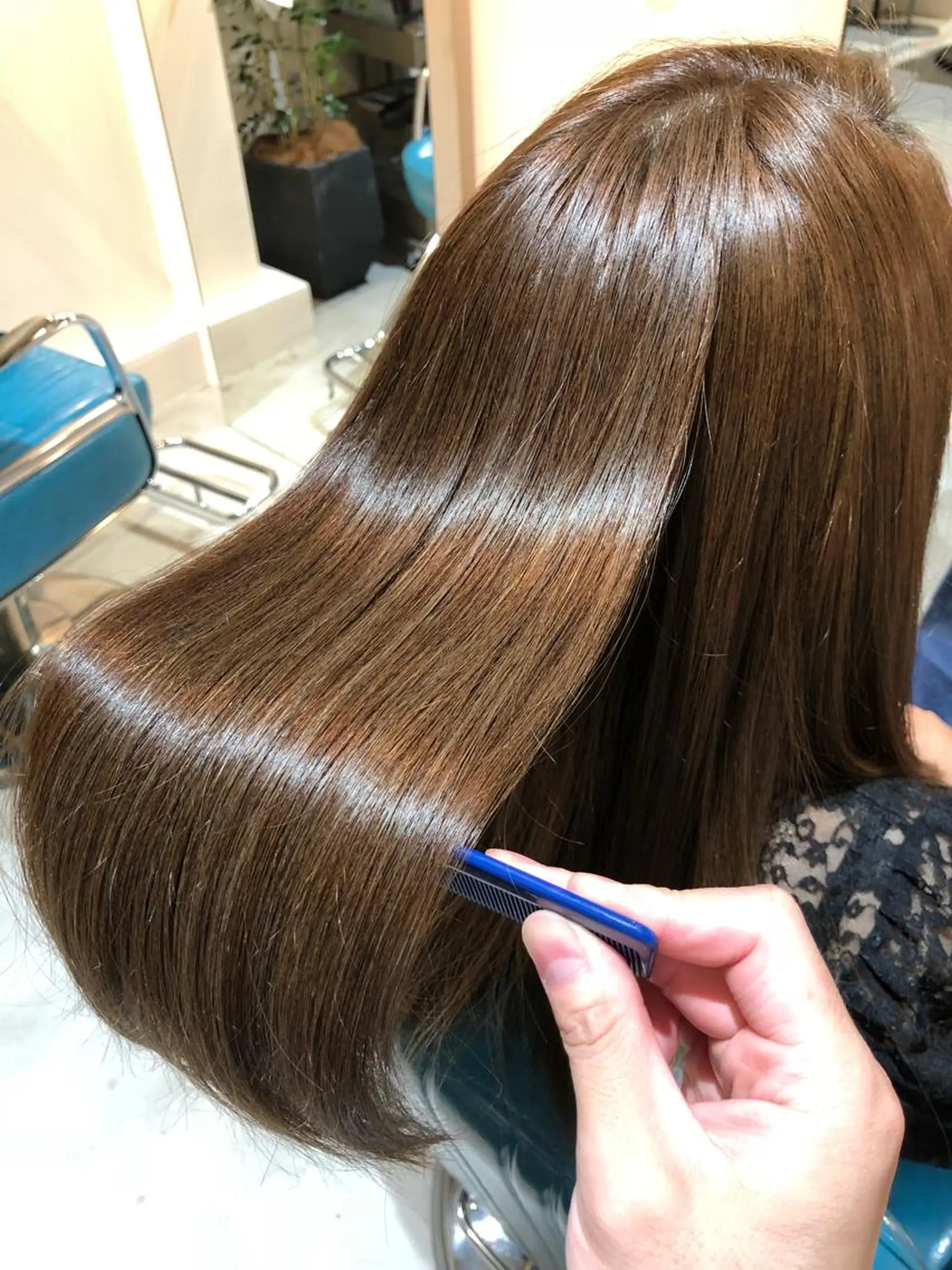 ミディアム カット 縮毛矯正 トリートメント 美髪艶髪専門店 Lyrae(リラエ)所属・佐藤 宏樹のヘアスタイル