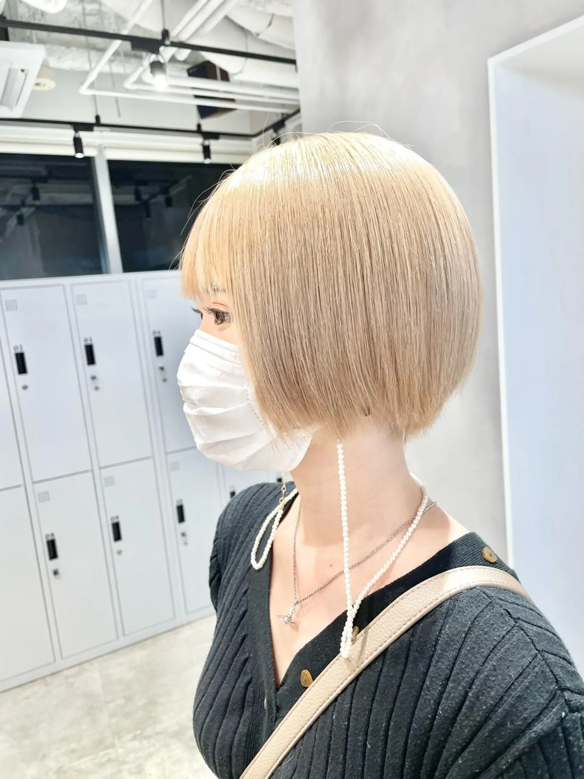 ショート カラー ベージュカラー ホワイトベージュ ヘアカラー トリートメント ヘアセット meme原宿所属・ブロンド・ハイトーン ／遠藤将太のヘアスタイル