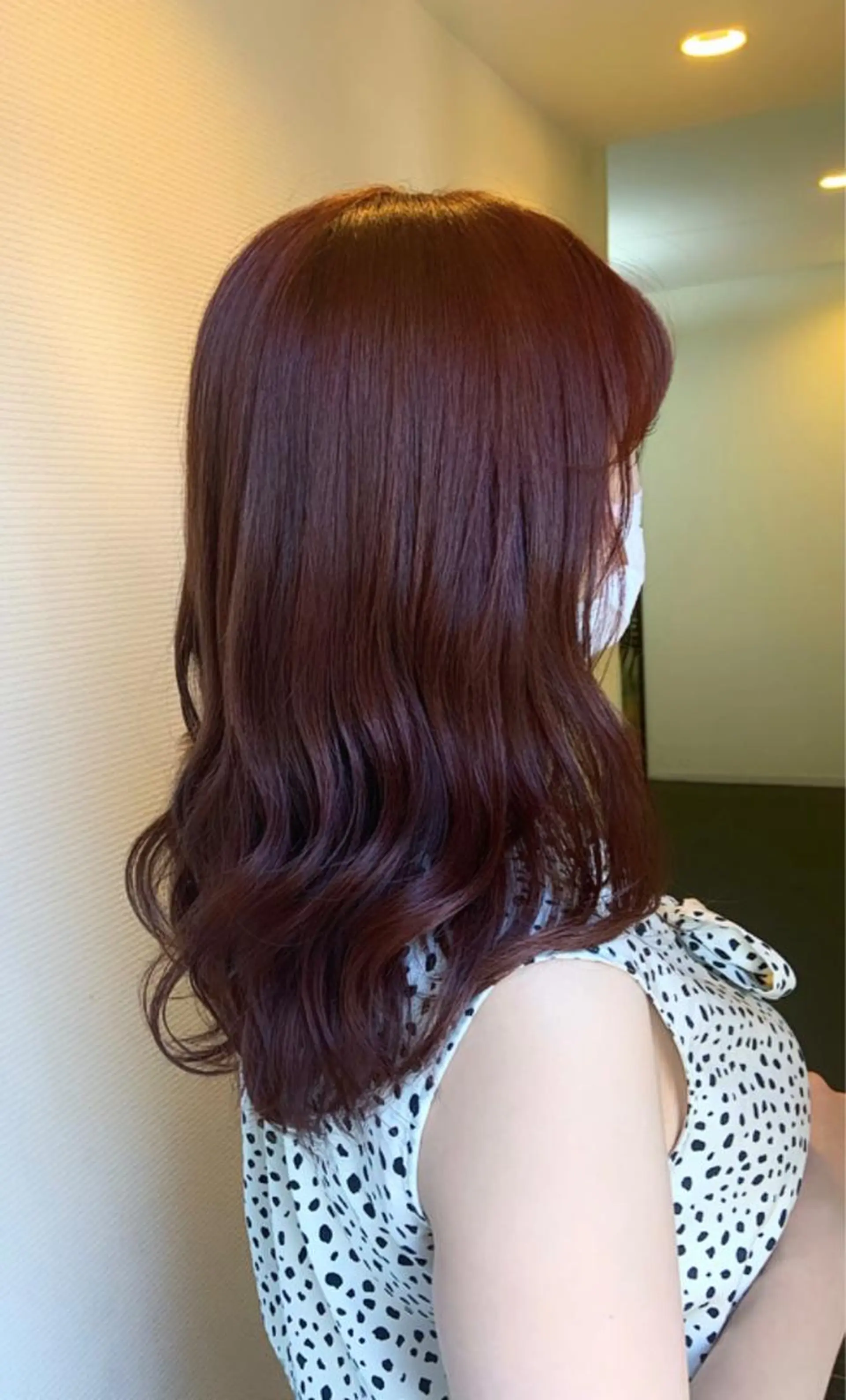 セミロング カラー ブリーチ ブリーチなしカラー ピンクカラー カット ヘアカラー 韓国ヘア🇰🇷 YURIYAのヘアスタイル