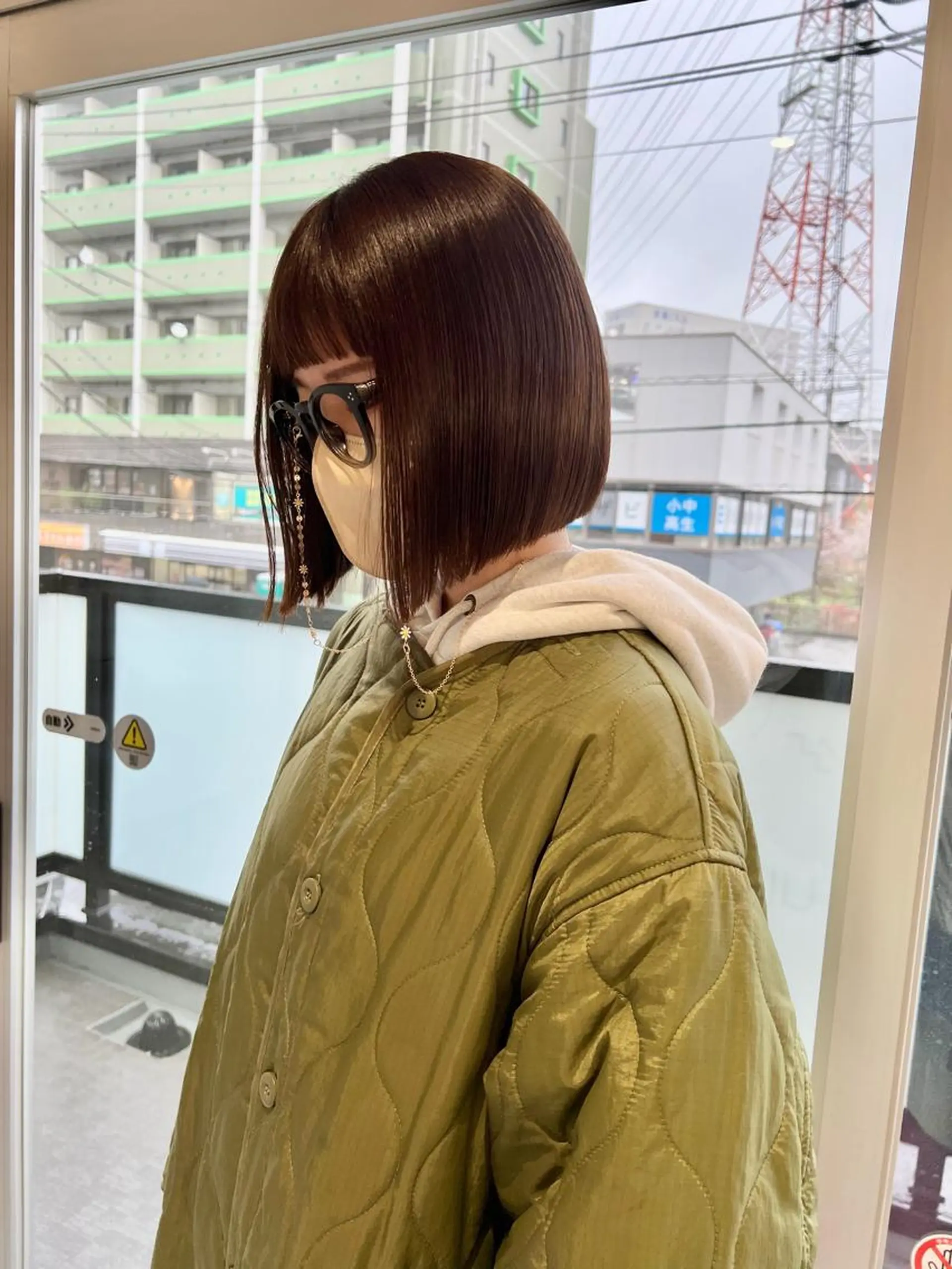 ショート 青木 芽生のヘアスタイル