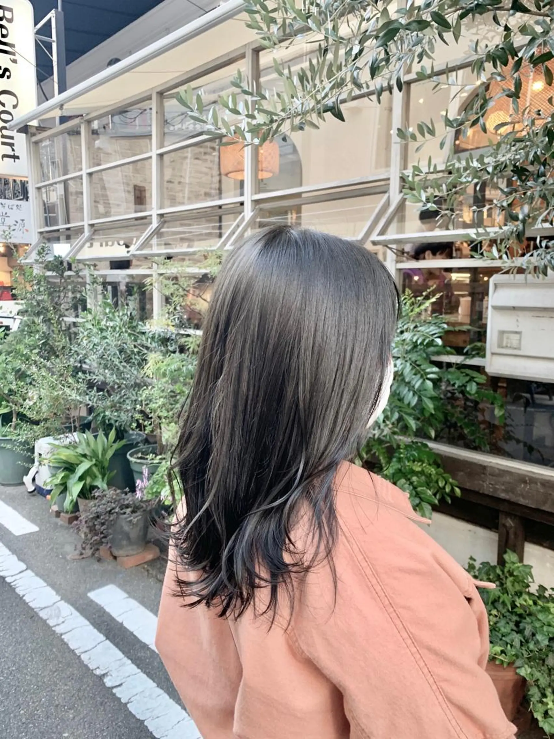 ミディアム カラー カット ヘアカラー トリートメント LEB所属・下河 宗太のヘアスタイル