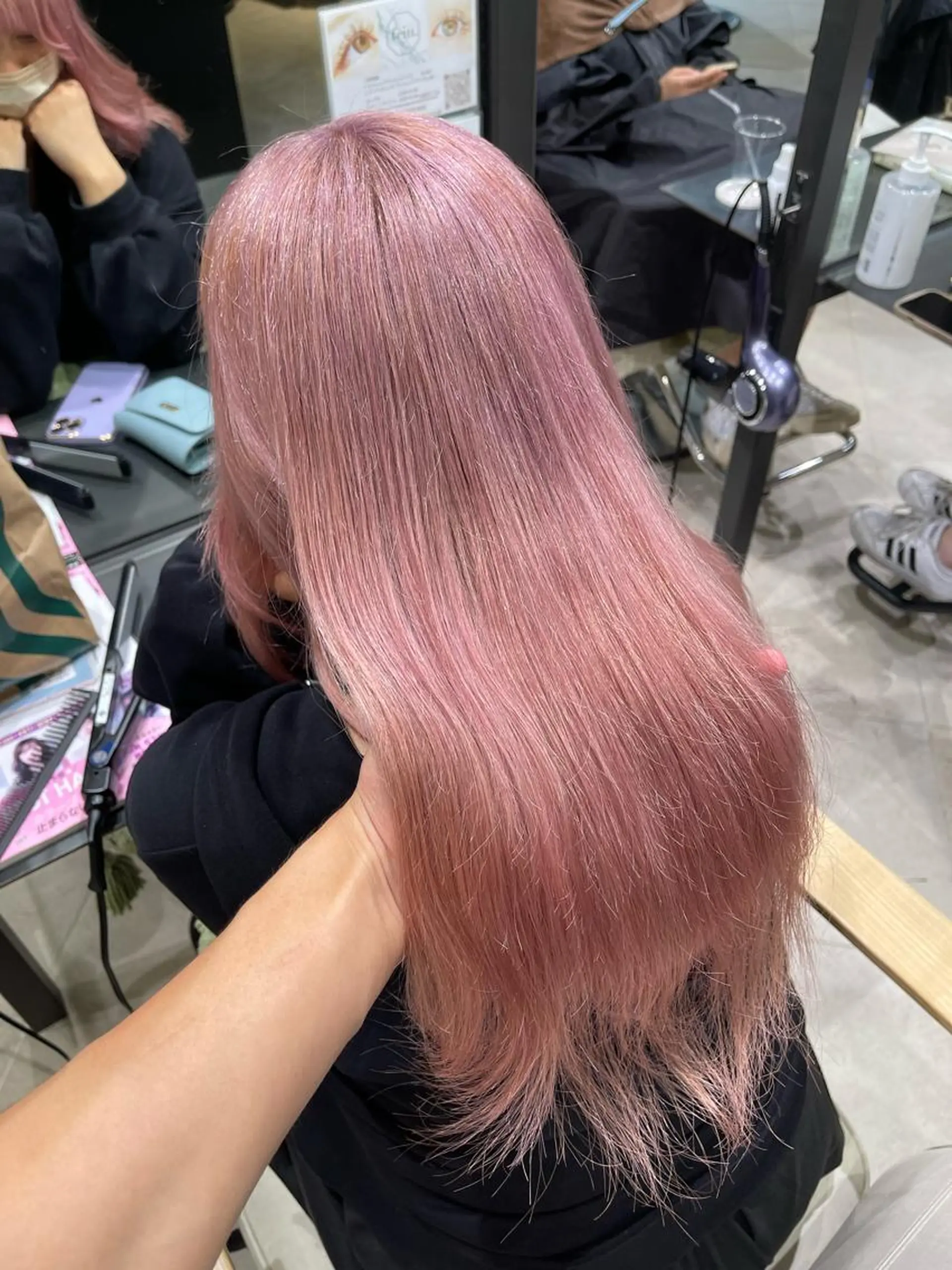 ロング シールエクステ くびれヘア エクステ 顔まわりレイヤー 顔周りカット ヘアカラー ブリーチ/ハイトーン ベージュ/daikiのヘアスタイル