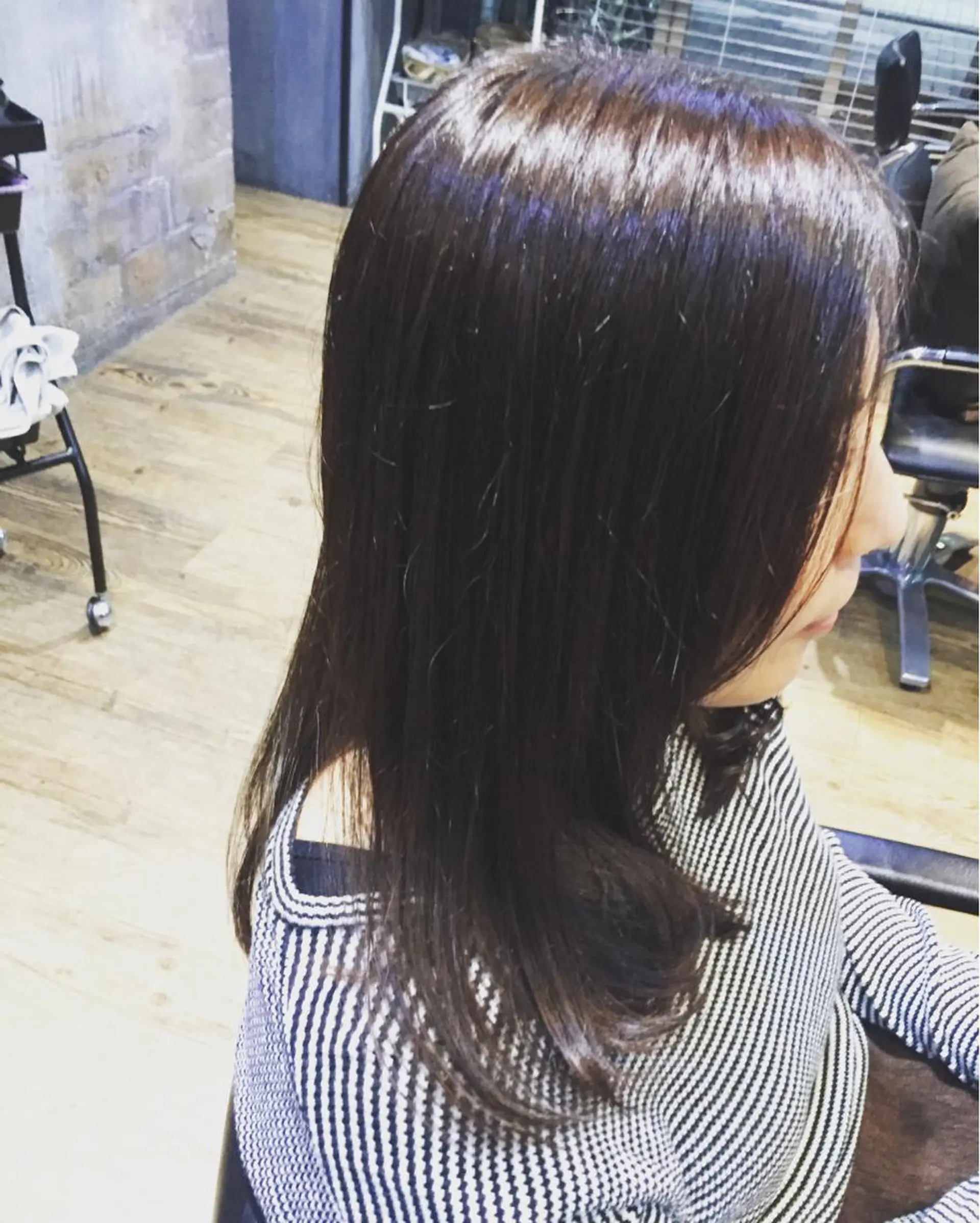 セミロング アッシュ ヤマダ タケトのヘアスタイル