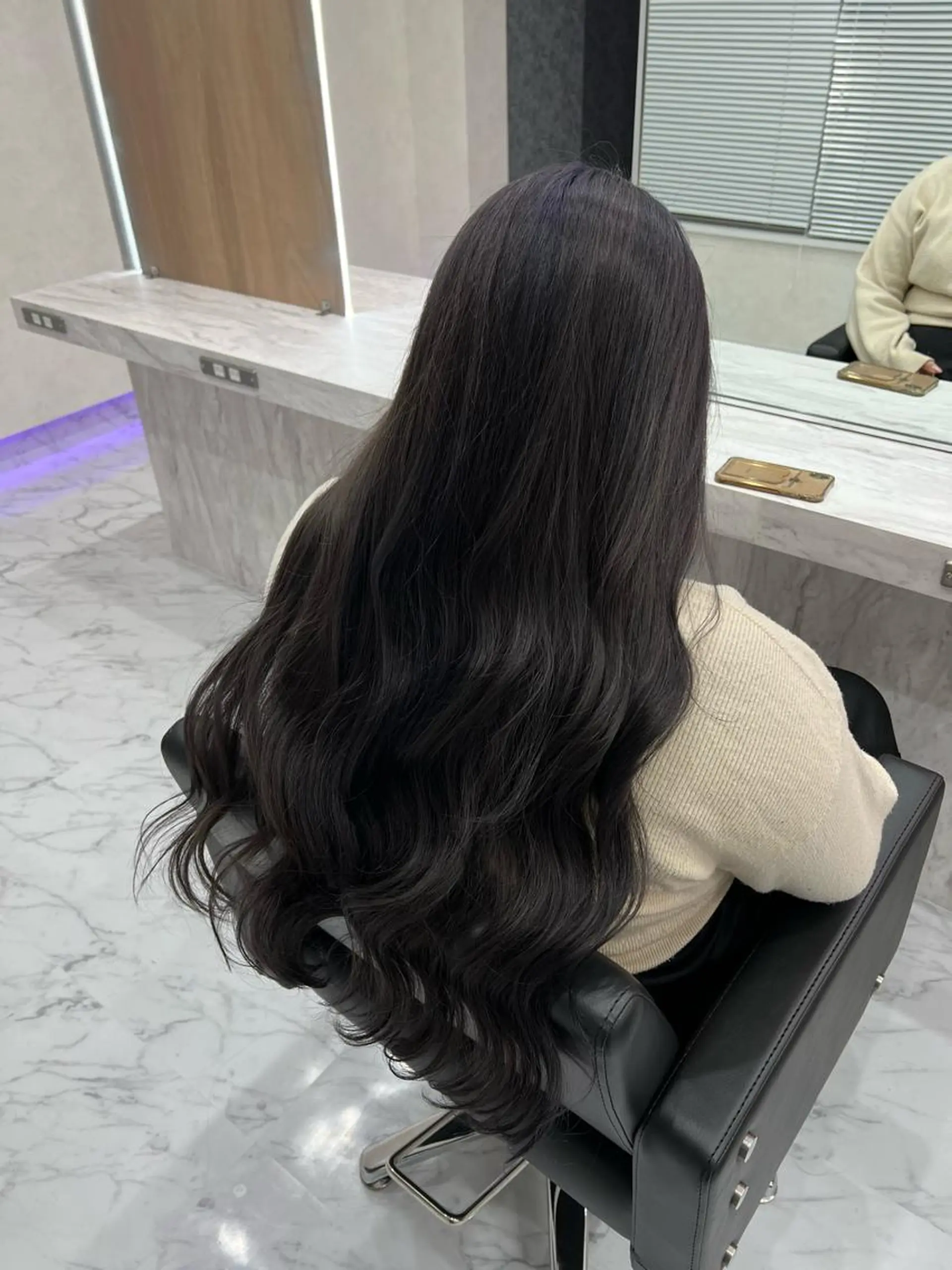 ロング カット ヘアカラー 韓国風🫧艶カラー 💟ran💟のヘアスタイル