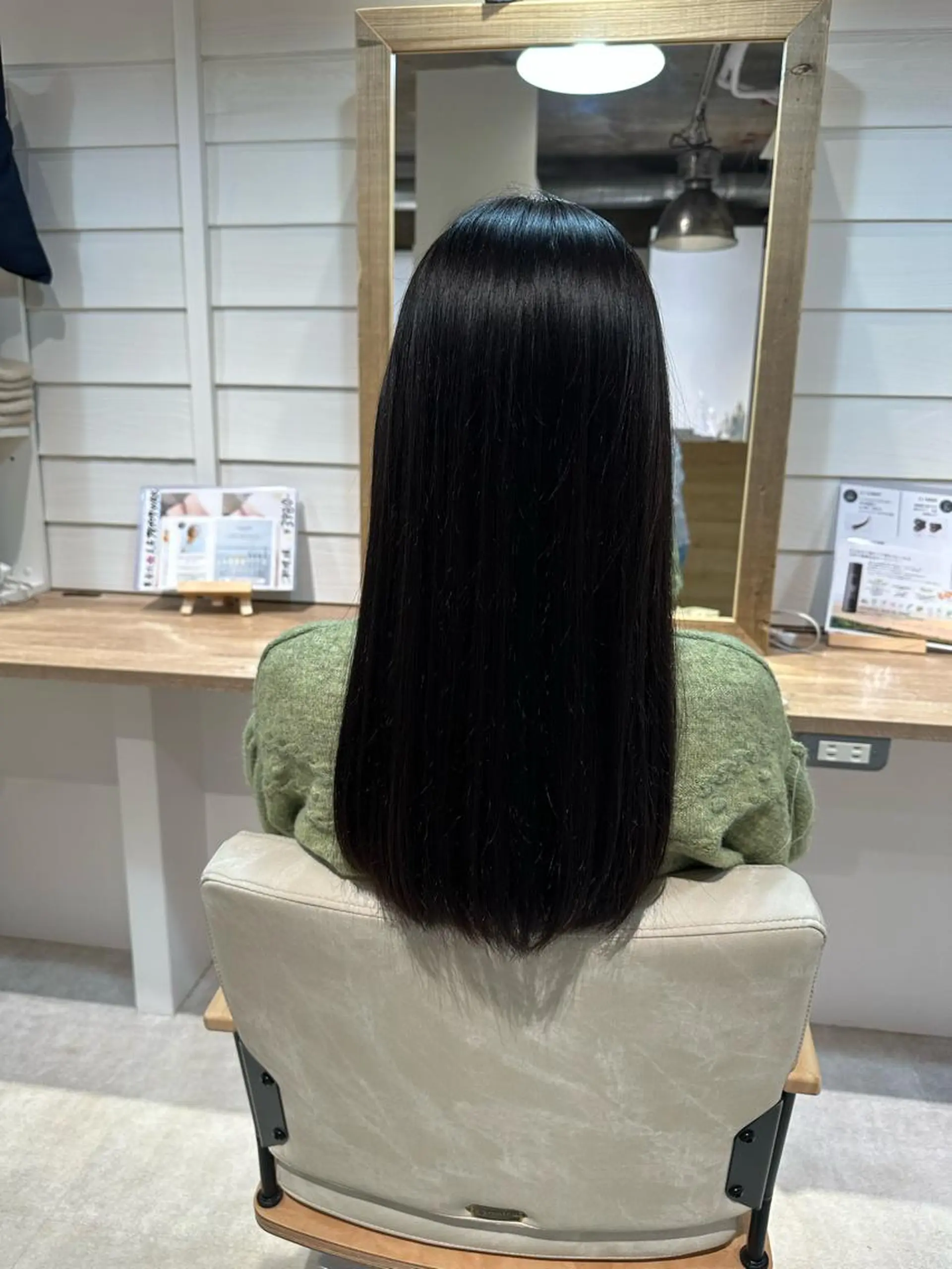 ロング カラー 黒髪 ロング カット ヘアカラー Annie 吉田 裕美のヘアスタイル