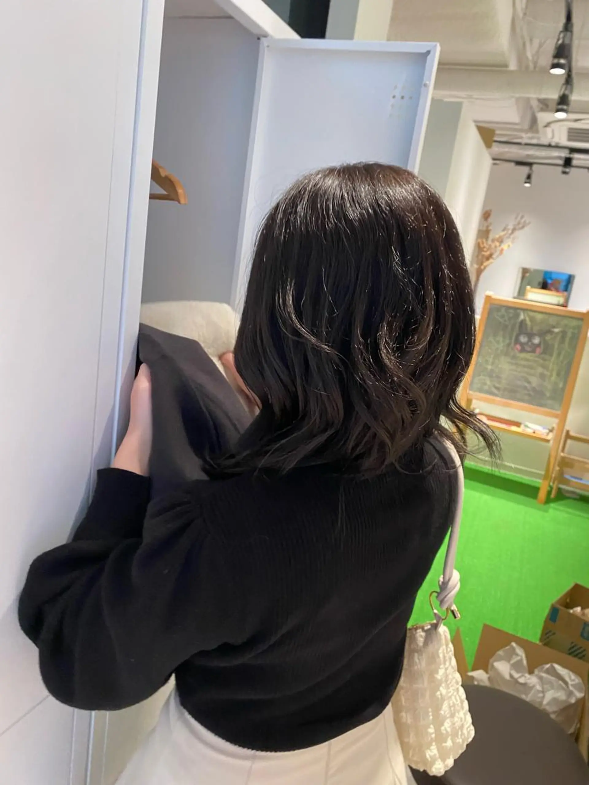 ミディアム カラー ブリーチ グレージュ ヘアカラー オスズ 🎀´-のヘアスタイル