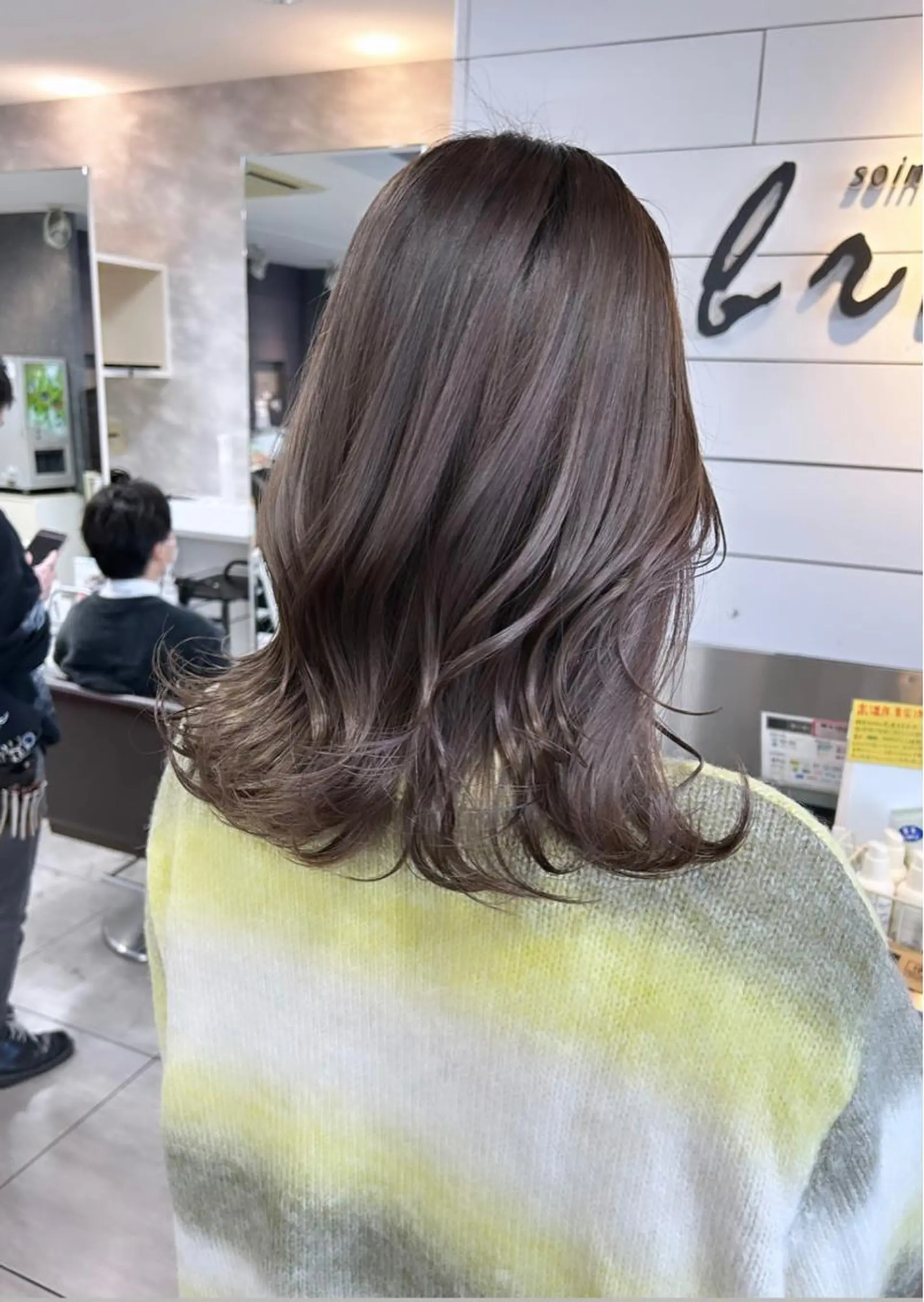 ミディアム カット ヘアカラー トリートメント 🫧艶髪カラー🫧 森本くるみのヘアスタイル