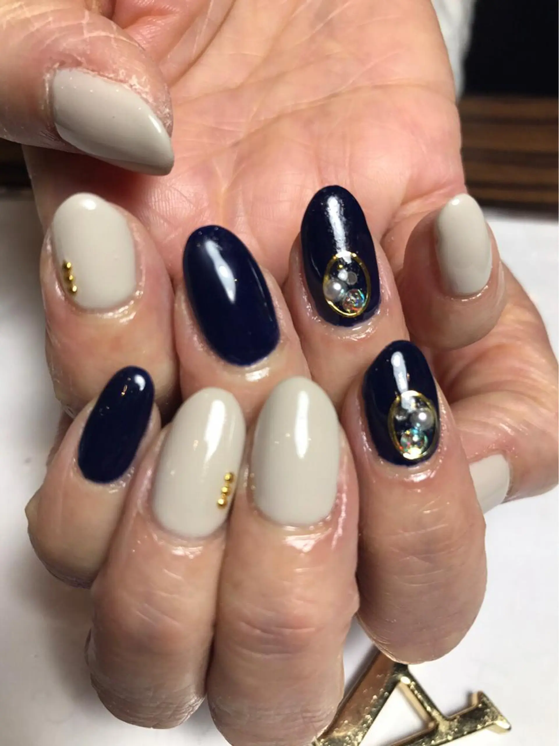 ネイル ハンドネイル 高山 歩美のネイルデザイン