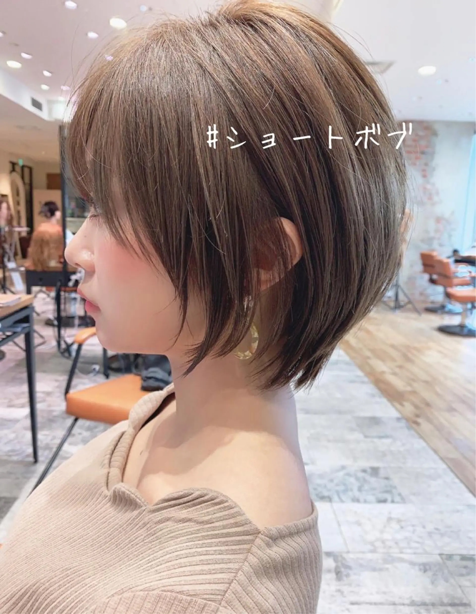 ショート カラー 切りっぱなしボブ ショートボブ ベージュカラー ブリーチ ケアブリーチ カット ヘアカラー トリートメント ショート、ボブの神✨ 峯朋也✂︎✨のヘアスタイル