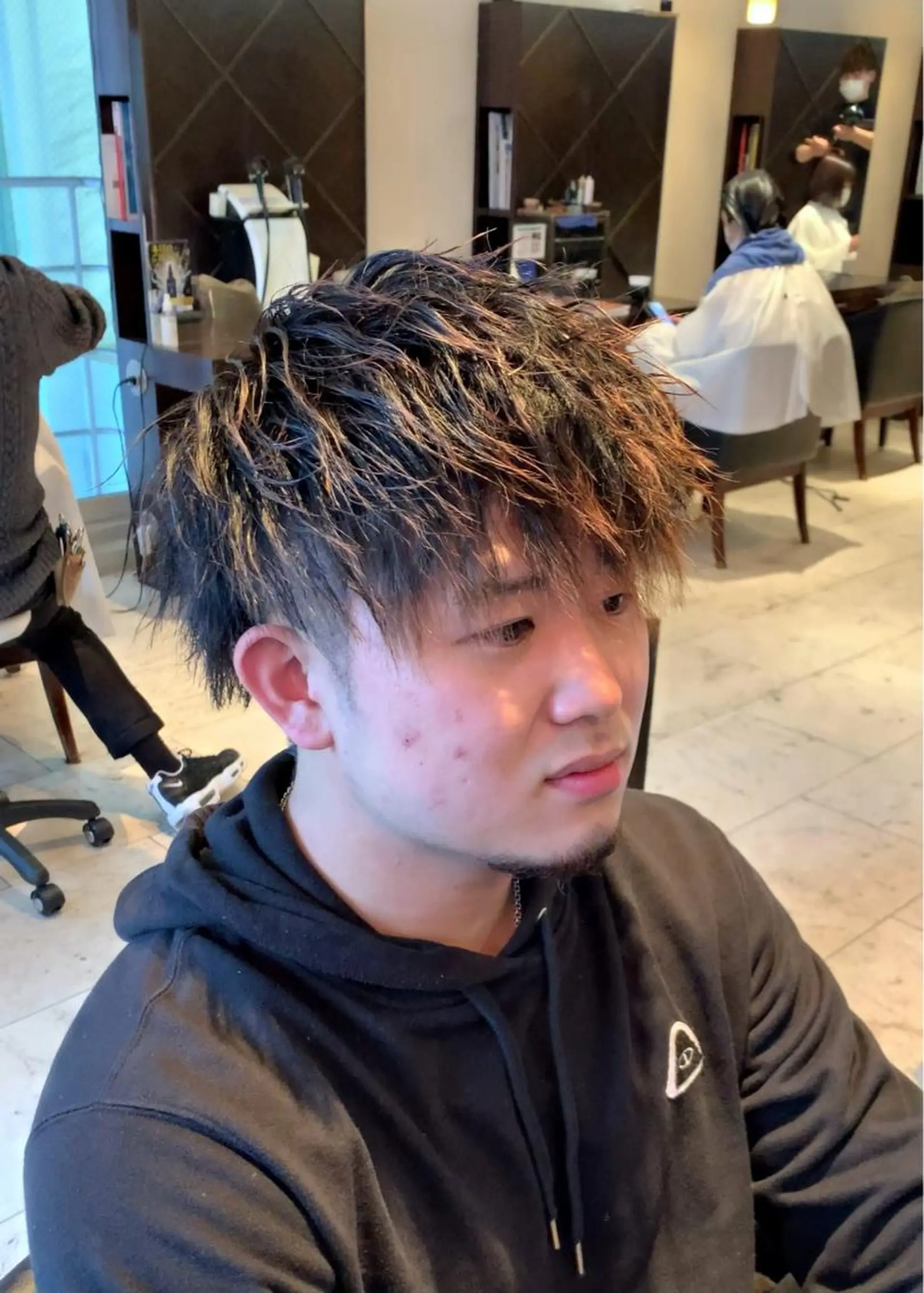 パーマ メンズ メンズパーマ メンズツイストパーマ ツイストパーマ カット パーマ トリートメント メンズ専門　井藤 雅也のヘアスタイル