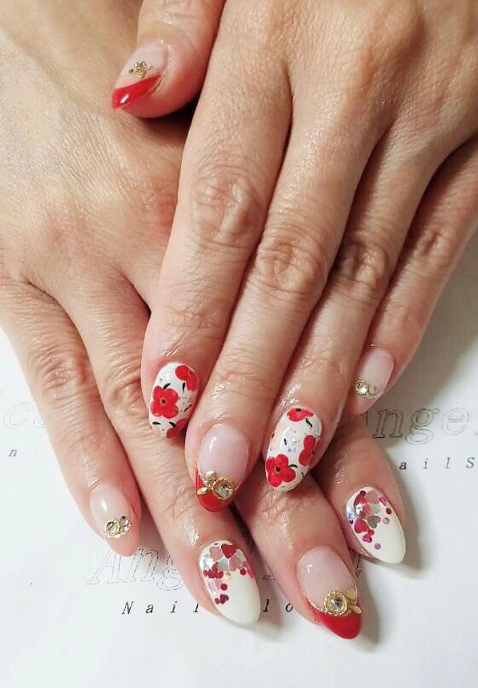 ネイル ハンドネイル Angelica ネイリストのネイルデザイン