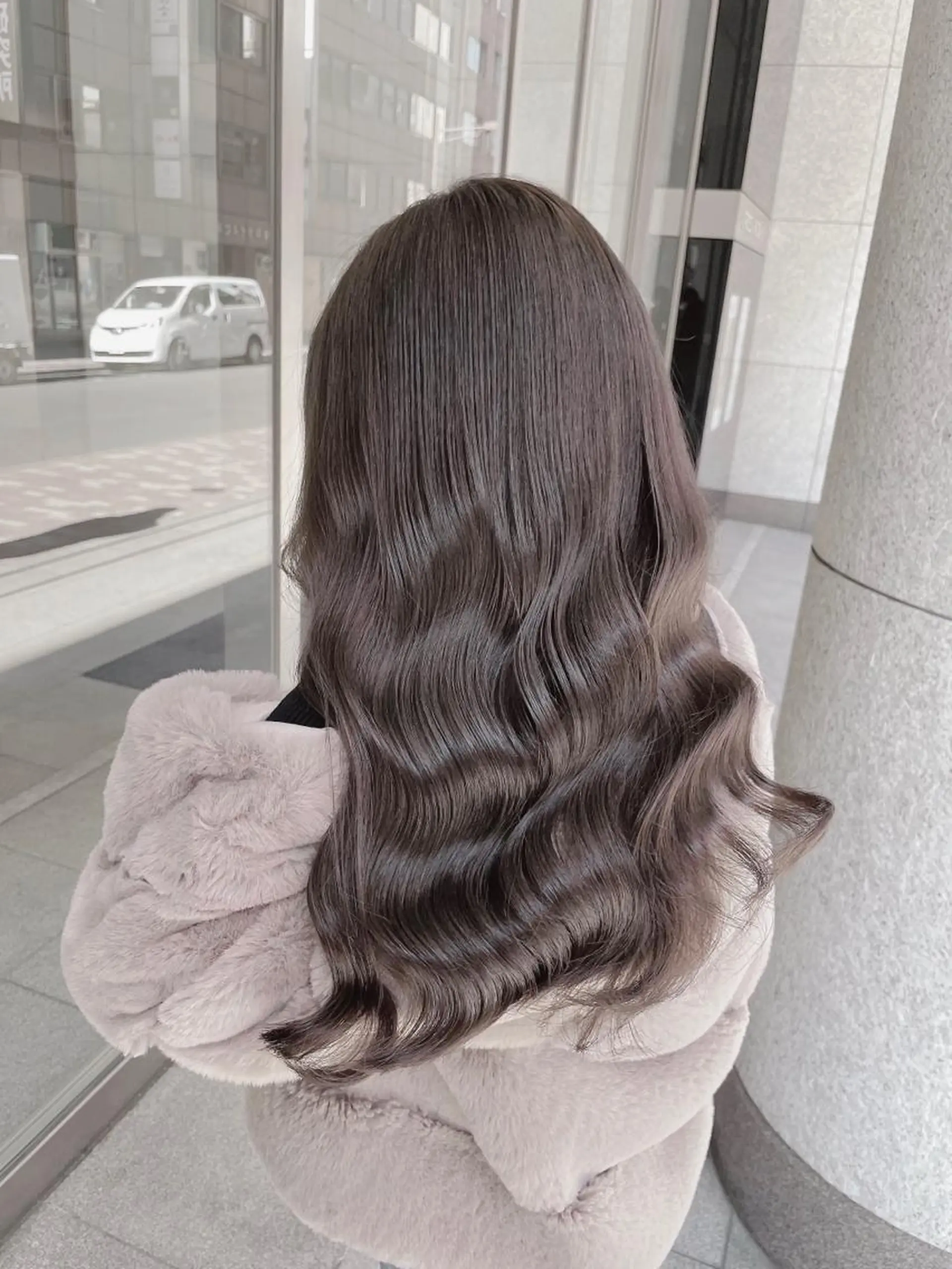 セミロング カラー カット 美髪美容師 くぼた店長🫧のヘアスタイル