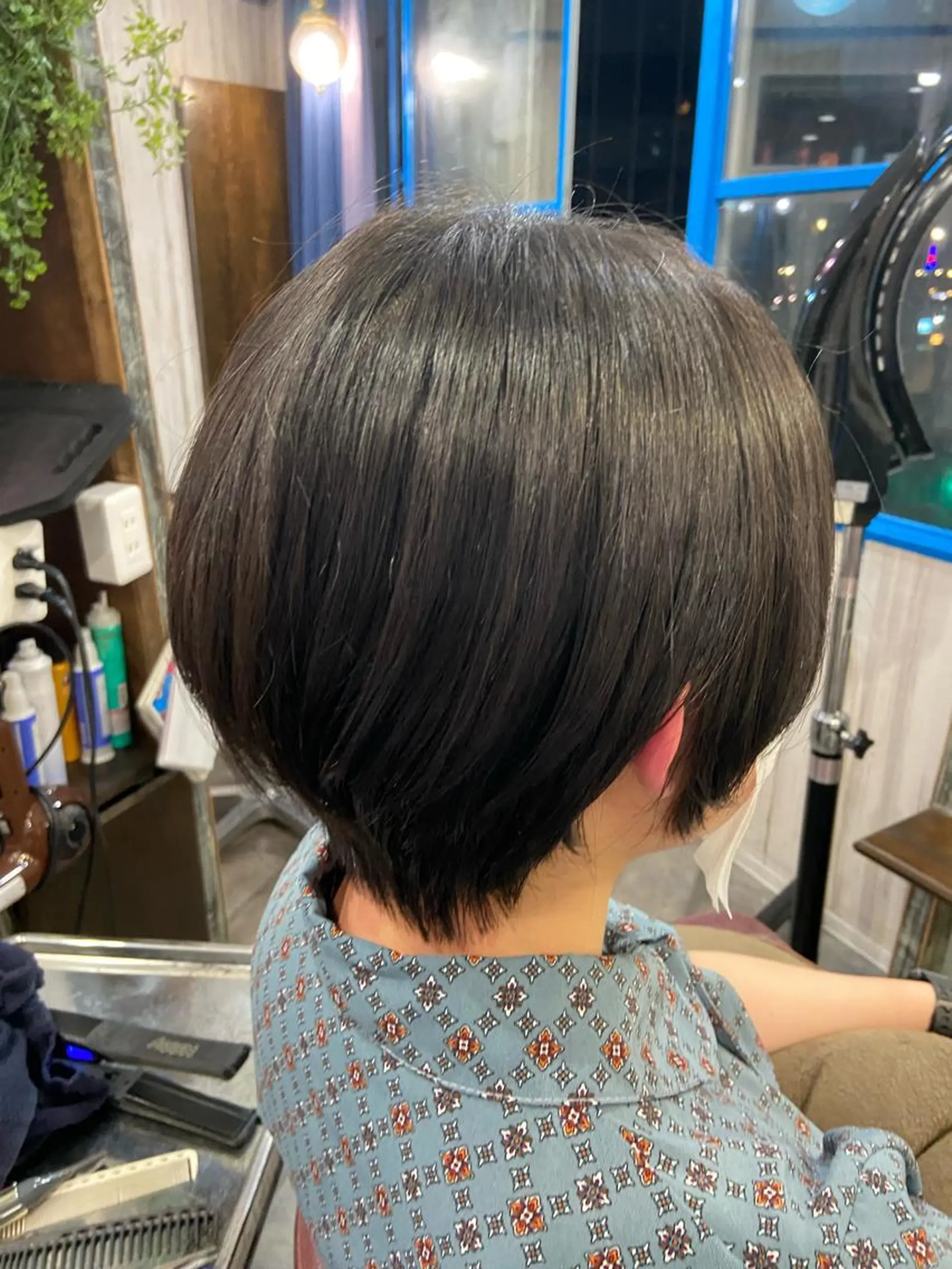ショート カットパーマ✂️ 小坂田玲亜のヘアスタイル